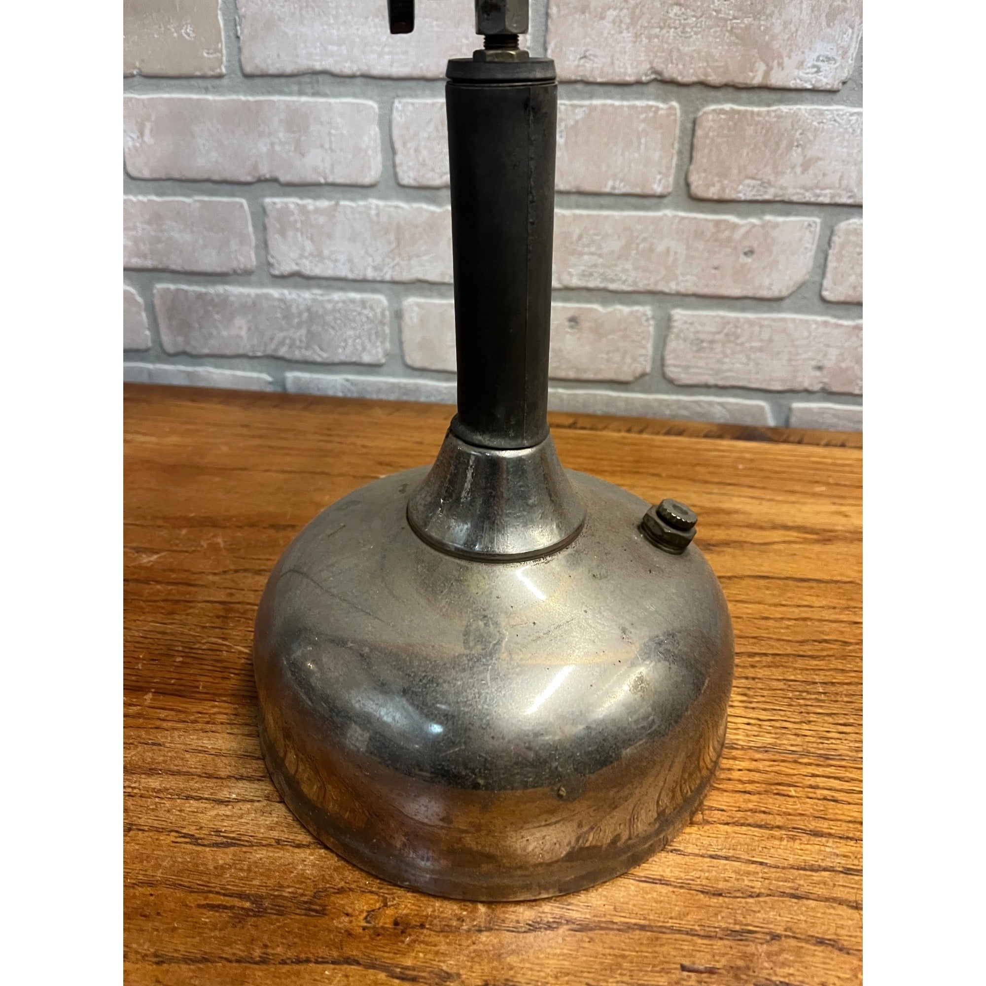 Antique Unbranded White Gas Fueled Table Lamp Coleman? - Parts / Restore