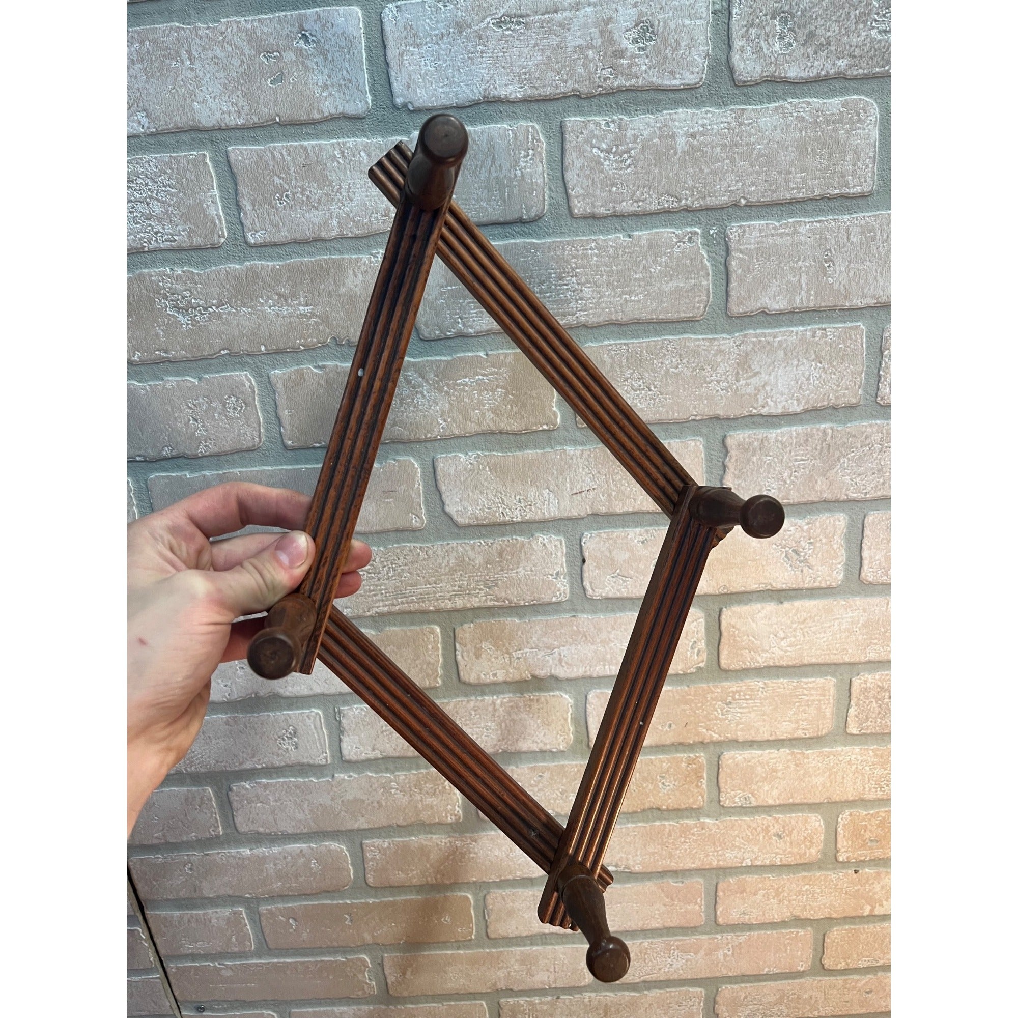 Antique 4-Peg Wooden Accordion Hat Coat Ties Cup Keys Wall Rack Holder Folding 1900s Primitive