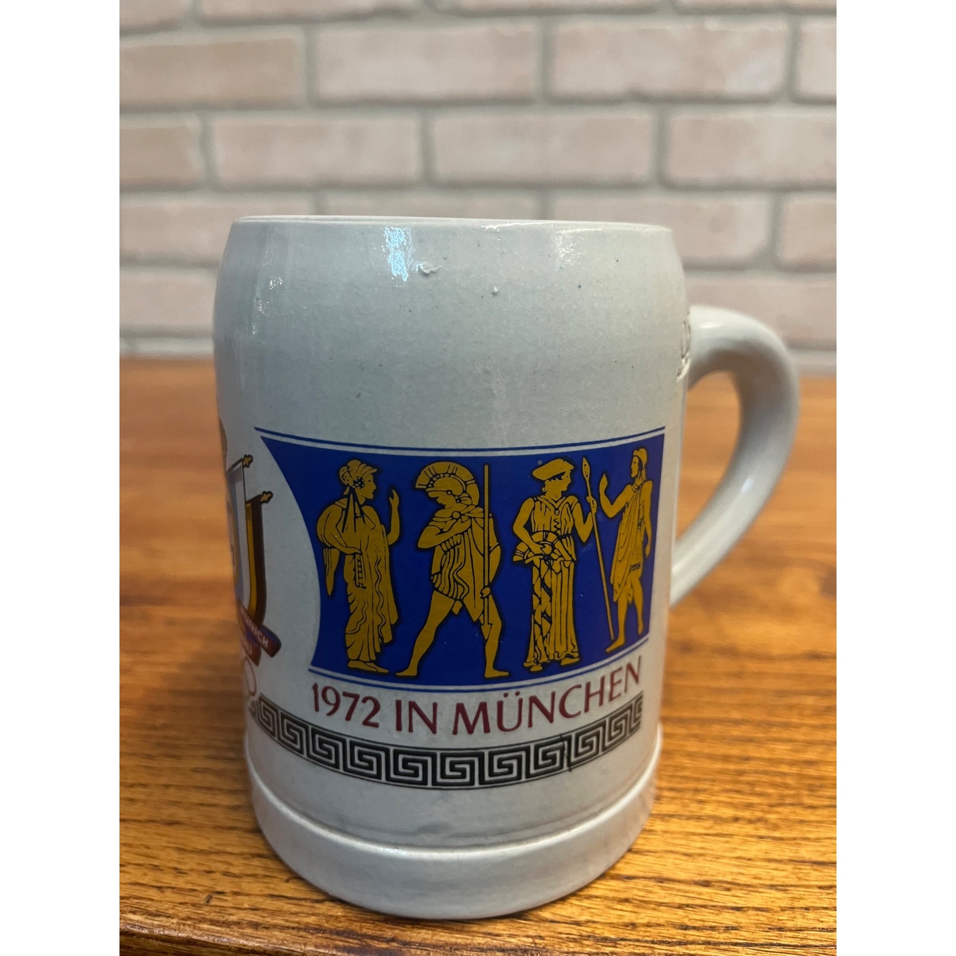 Lowenbrau Munich Olympics Stein Beer Mug 1972 Olympische Spiele 1/2 Litre