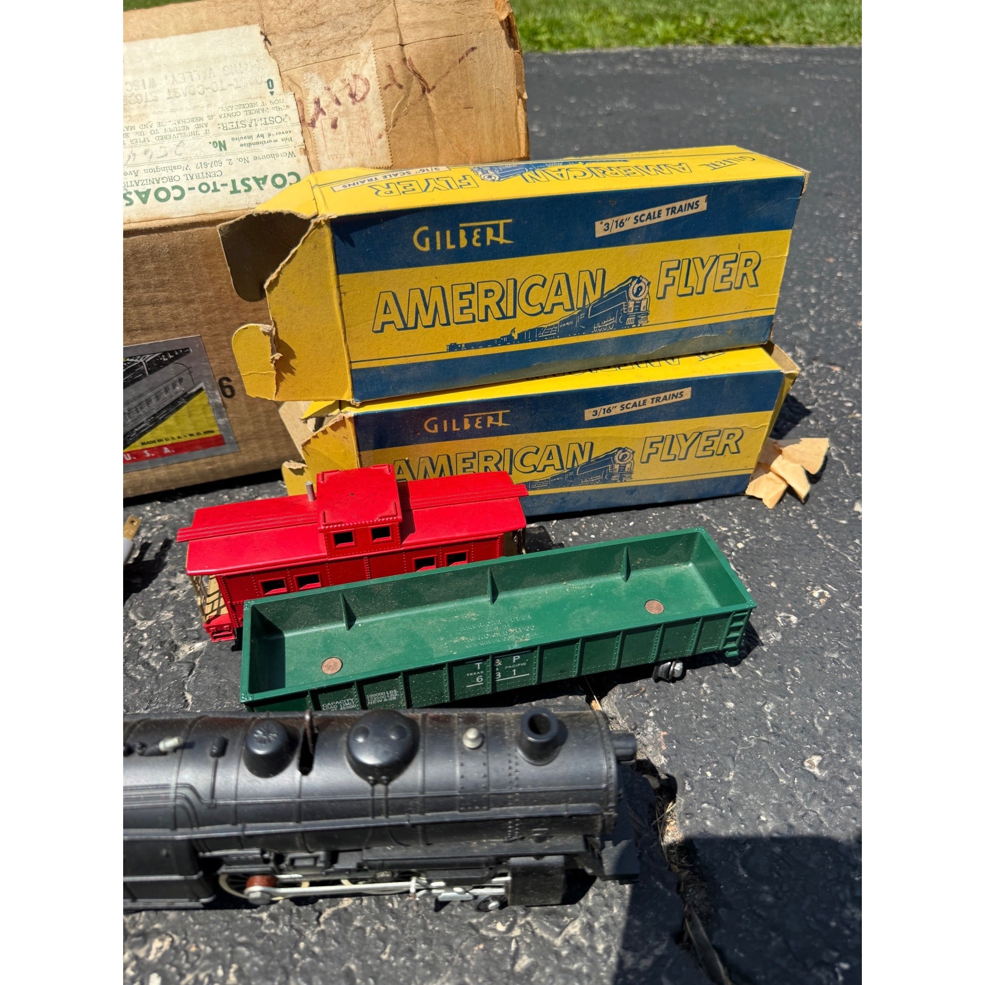 Vintage American Flyer Train Set W/ Boxes Caboose 638 631 Condola 300 locomotive