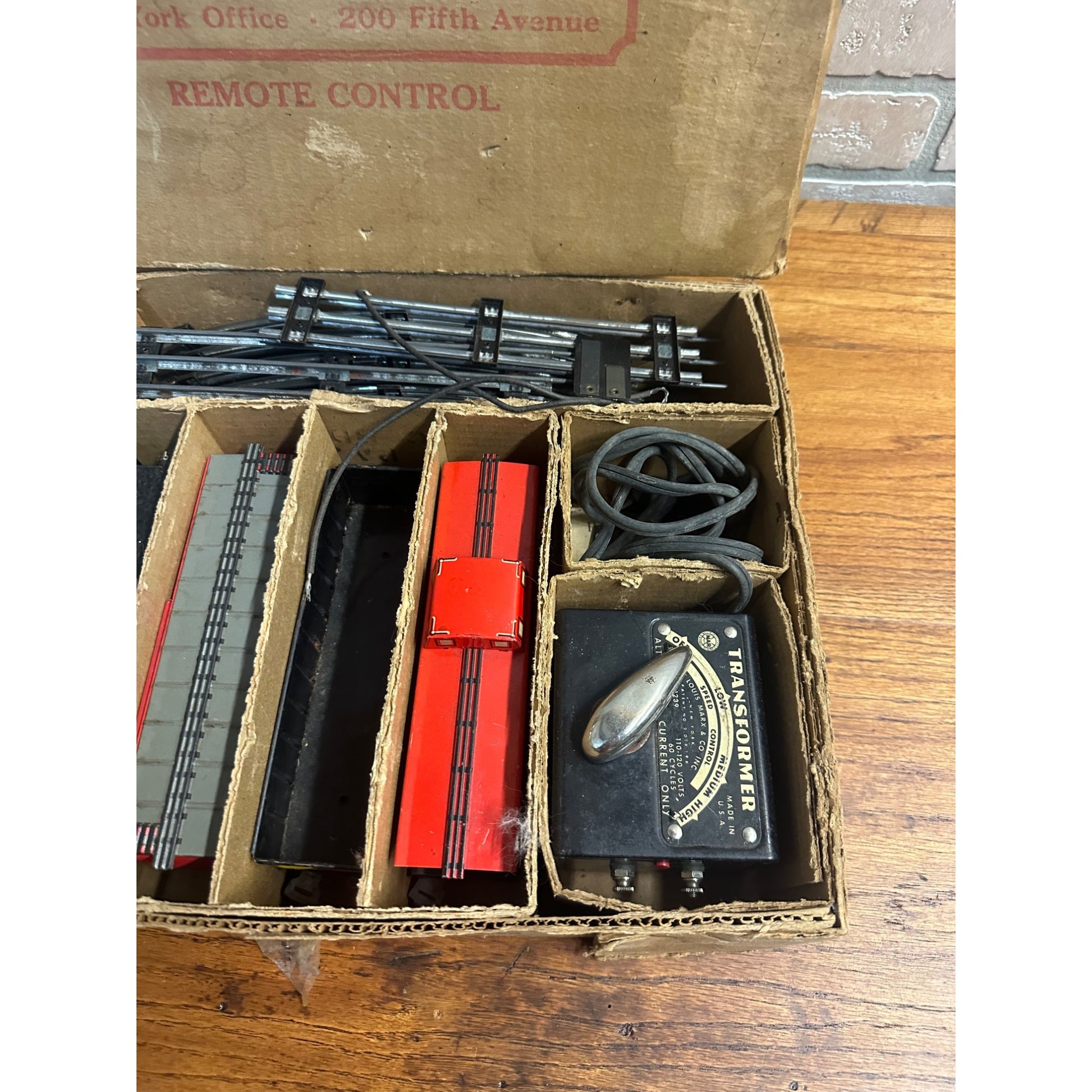 Vintage Marx Toy Streamline Electric Train Set #10500 Nickel Plate Road