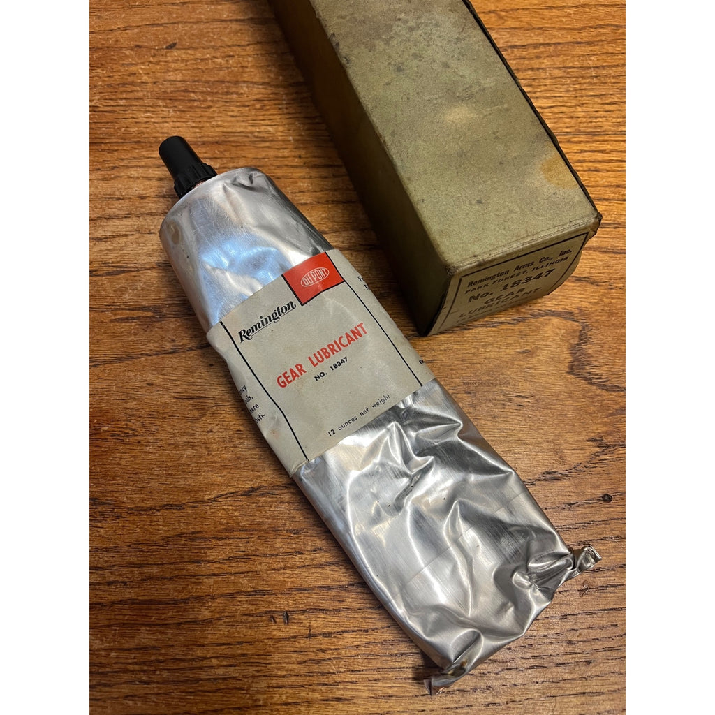 REMINGTON ARMS CO Vintage No 18347 Tool & Chainsaw GEAR LUBRICANT in Box
