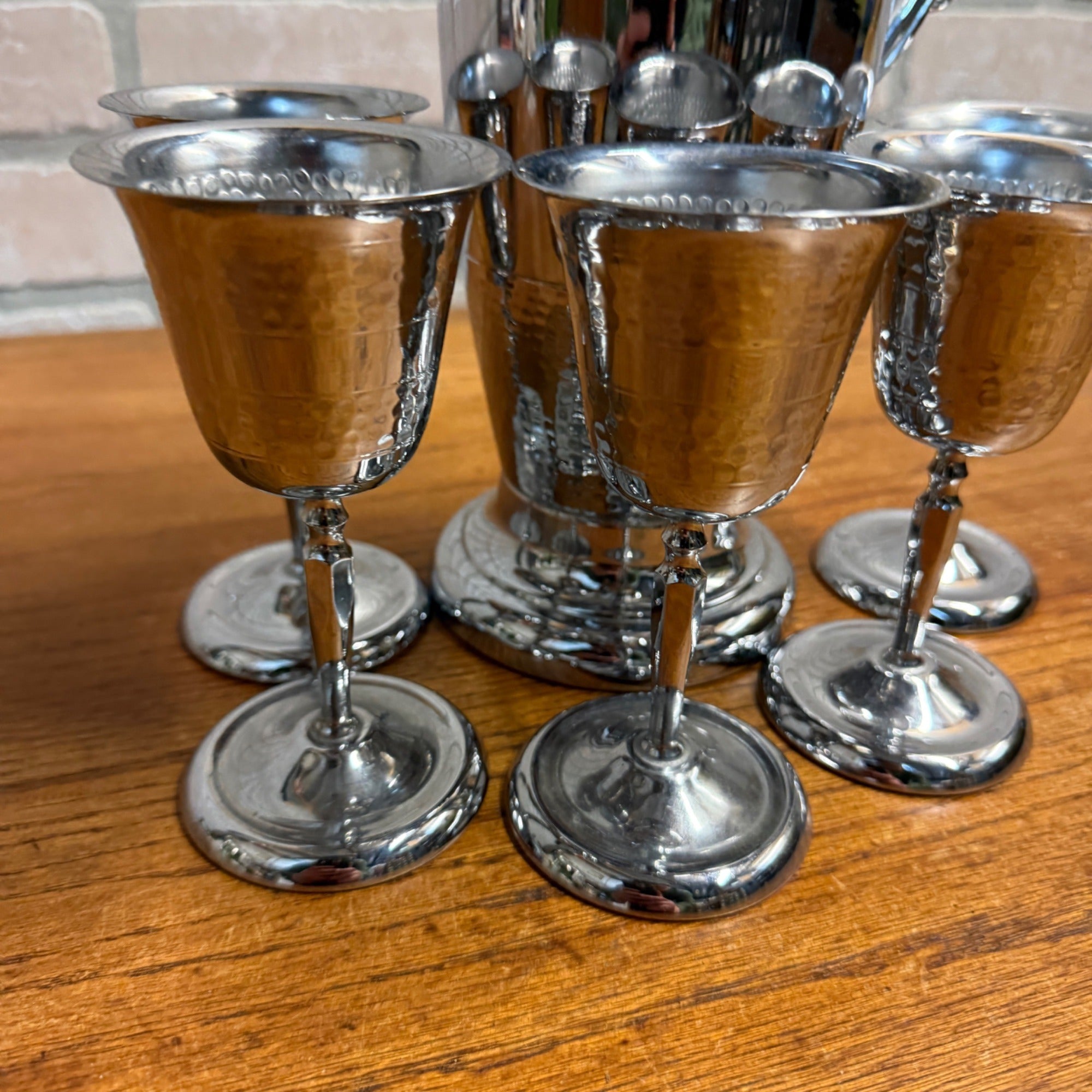 Vintage 1930s Art Deco Textured Chrome Cocktail Shaker 6pc Bar Set Stemmed Glass