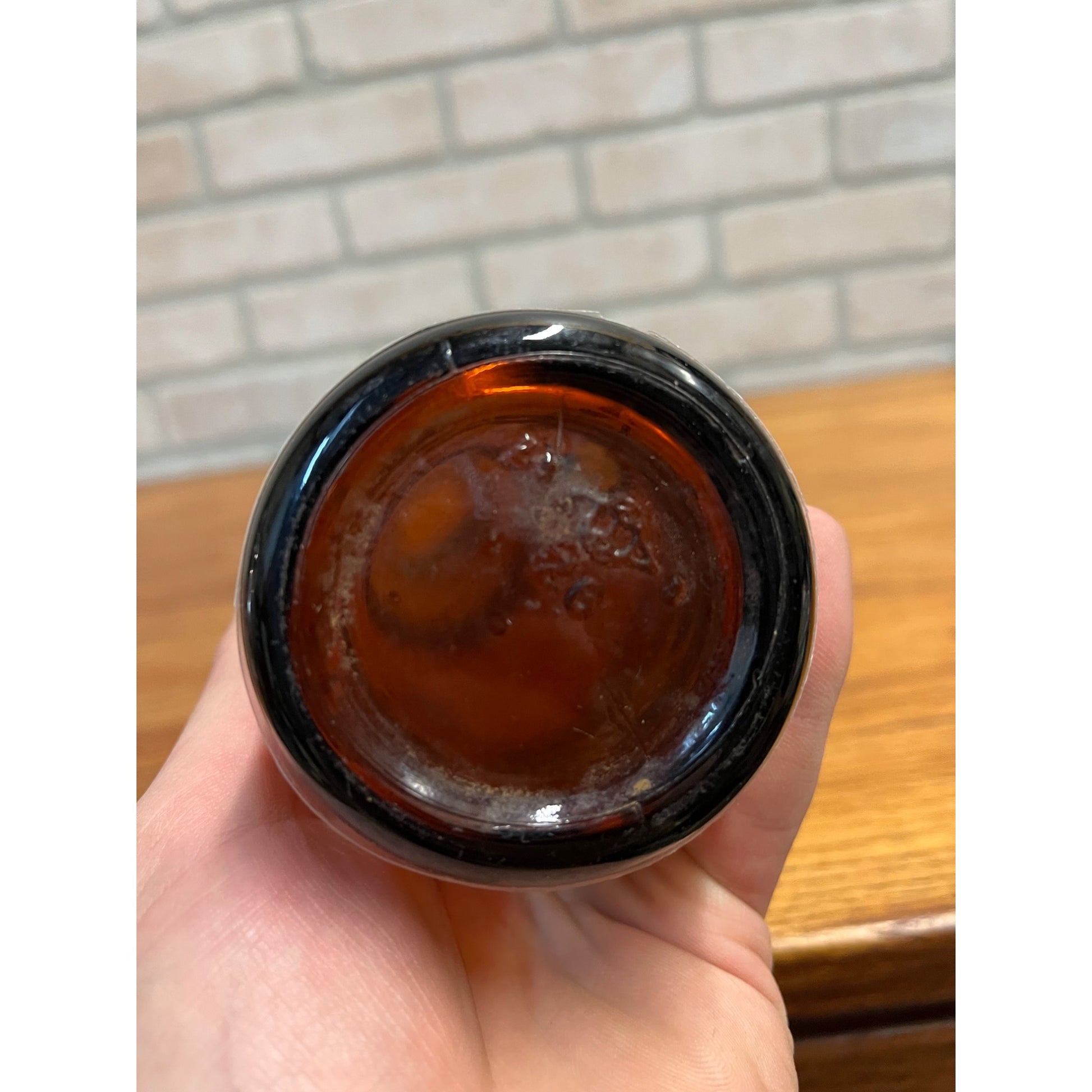 Vintage West Bend Lithia 12oz Paper Label Beer Bottle IRTP Wisconsin Wis