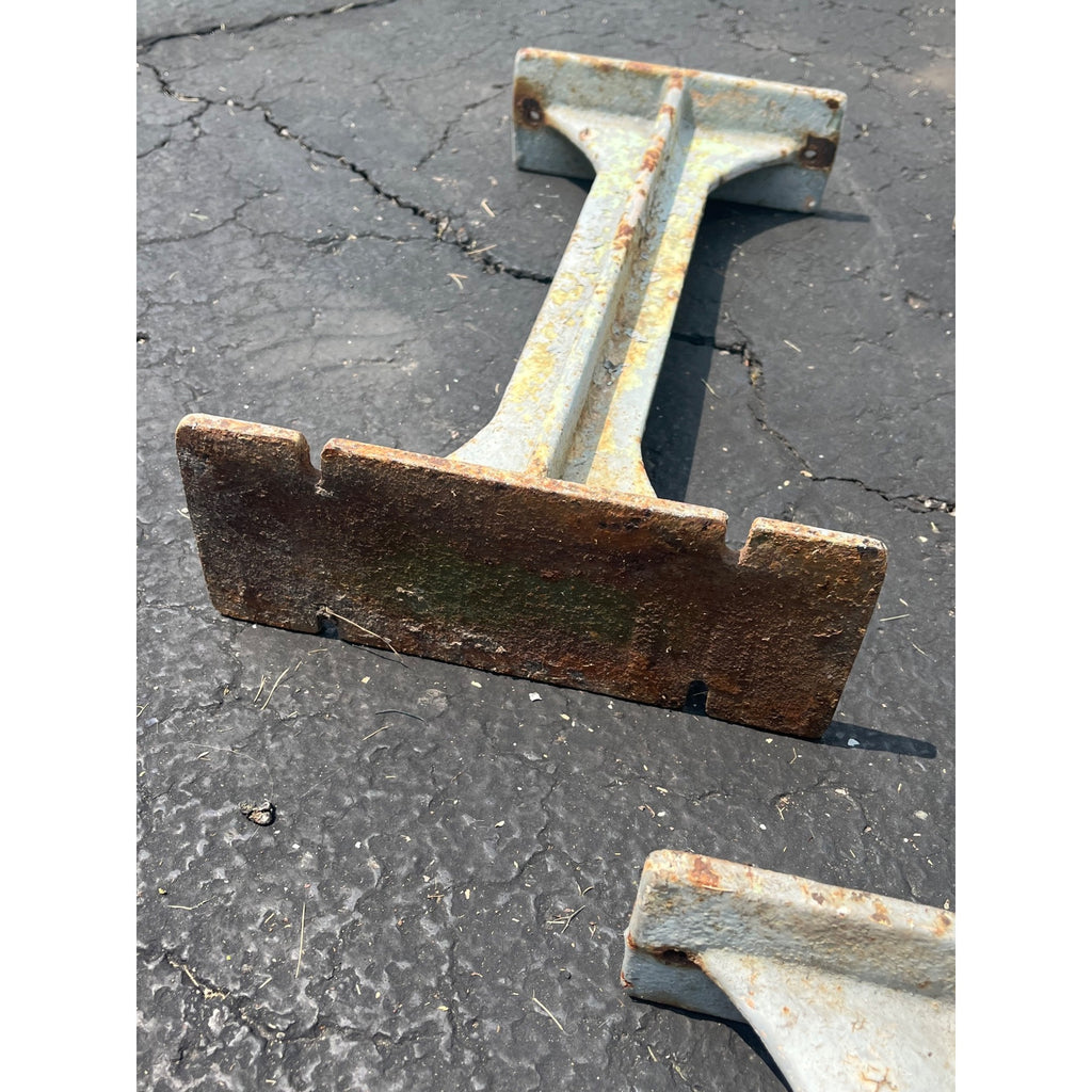 Antique Vintage Pollard Bros Chicago IL Locker Room Bench Cast Iron Legs Salavge