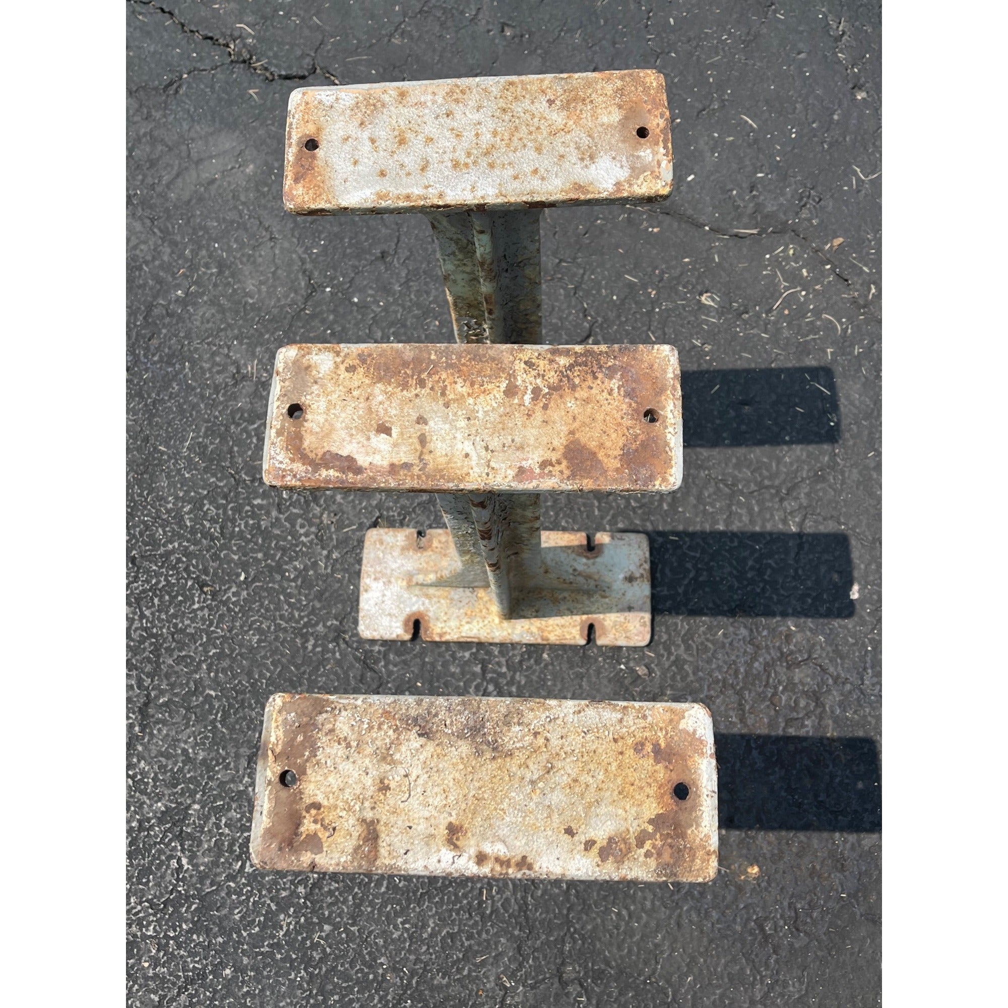 Antique Vintage Pollard Bros Chicago IL Locker Room Bench Cast Iron Legs Salavge