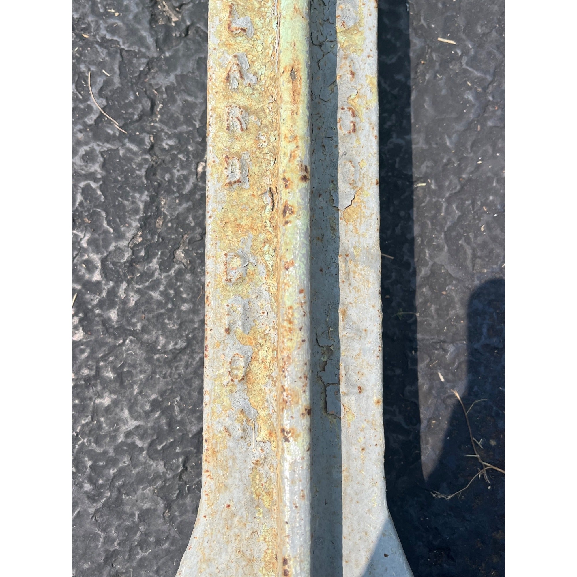 Antique Vintage Pollard Bros Chicago IL Locker Room Bench Cast Iron Legs Salavge