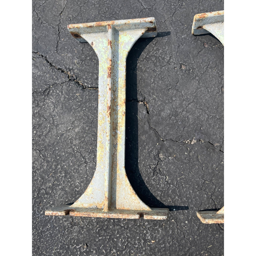 Antique Vintage Pollard Bros Chicago IL Locker Room Bench Cast Iron Legs Salavge