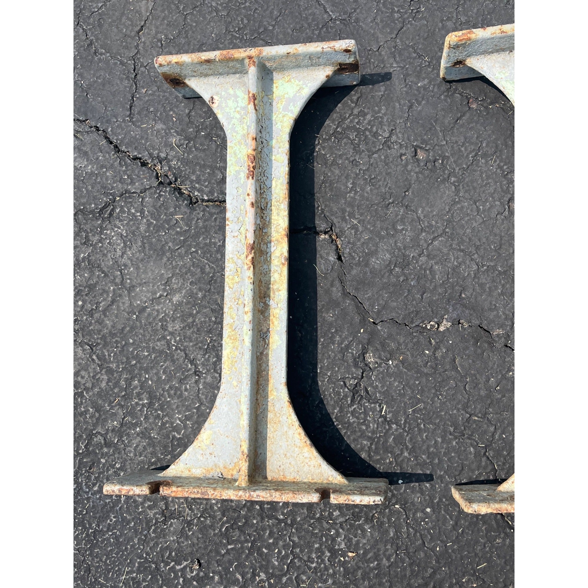 Antique Vintage Pollard Bros Chicago IL Locker Room Bench Cast Iron Legs Salavge