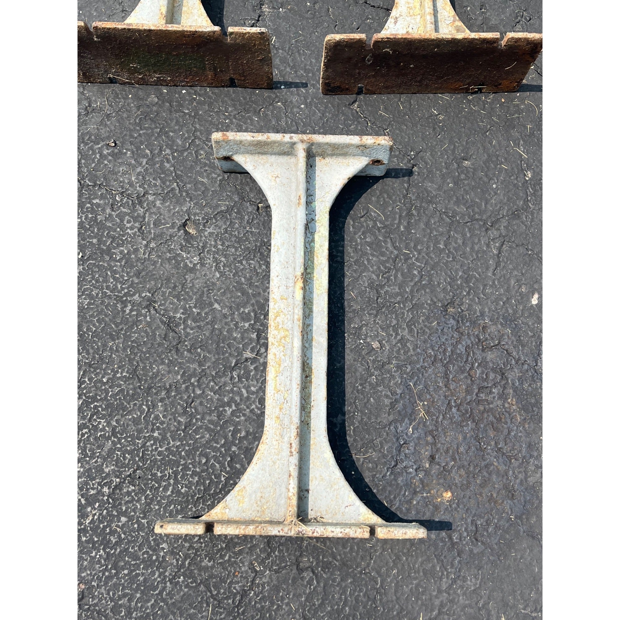 Antique Vintage Pollard Bros Chicago IL Locker Room Bench Cast Iron Legs Salavge