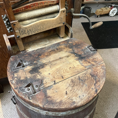 Antique Wooden Barrel Washer Washing Machine w/ Ringer