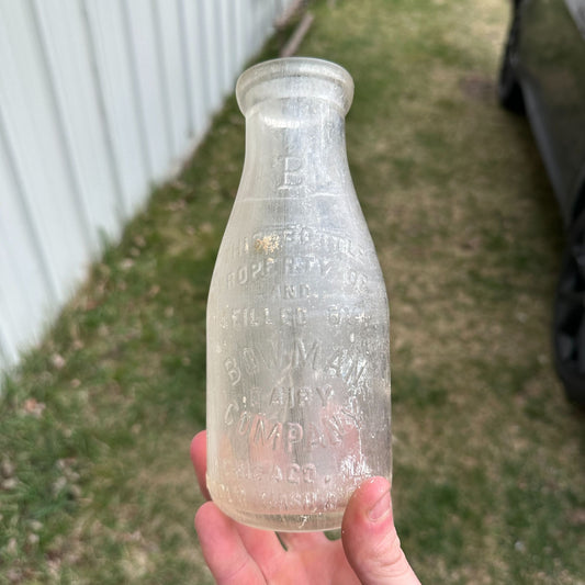 Antique Embossed Bowman Dairy Chicago Illinois Milk Bottle Pint