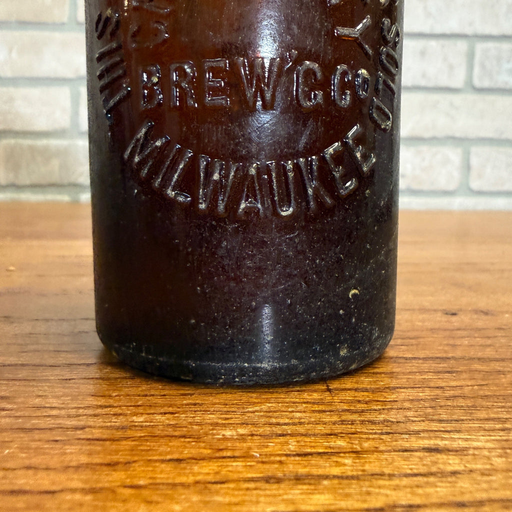 Vintage Pre-Pro Cream City Brewing Co. Amber Brown Beer Bottle Milwaukee Wis