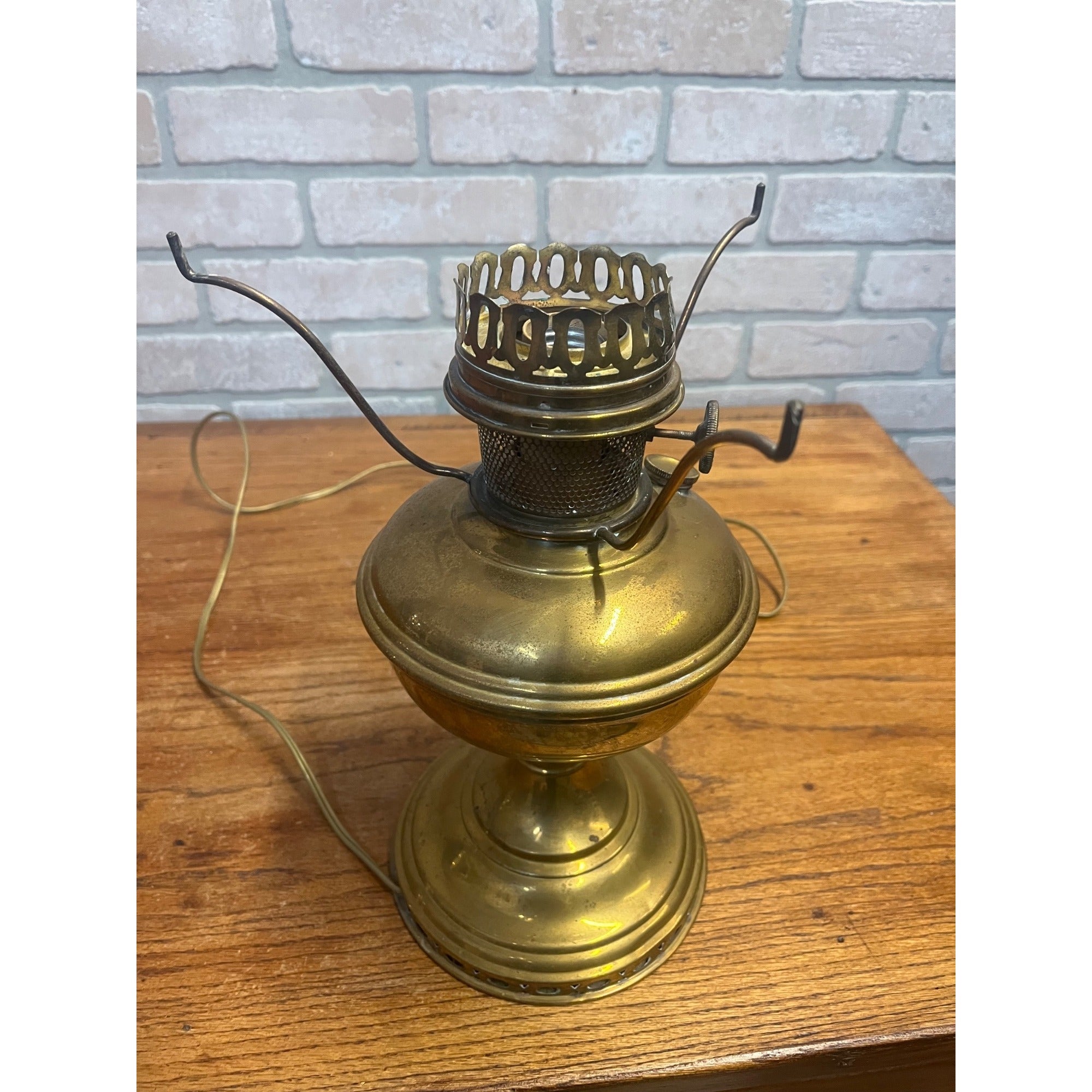 Vintage Electrified Aladdin No. 11 Kerosene Oil Lamp Gold-Tone Metal