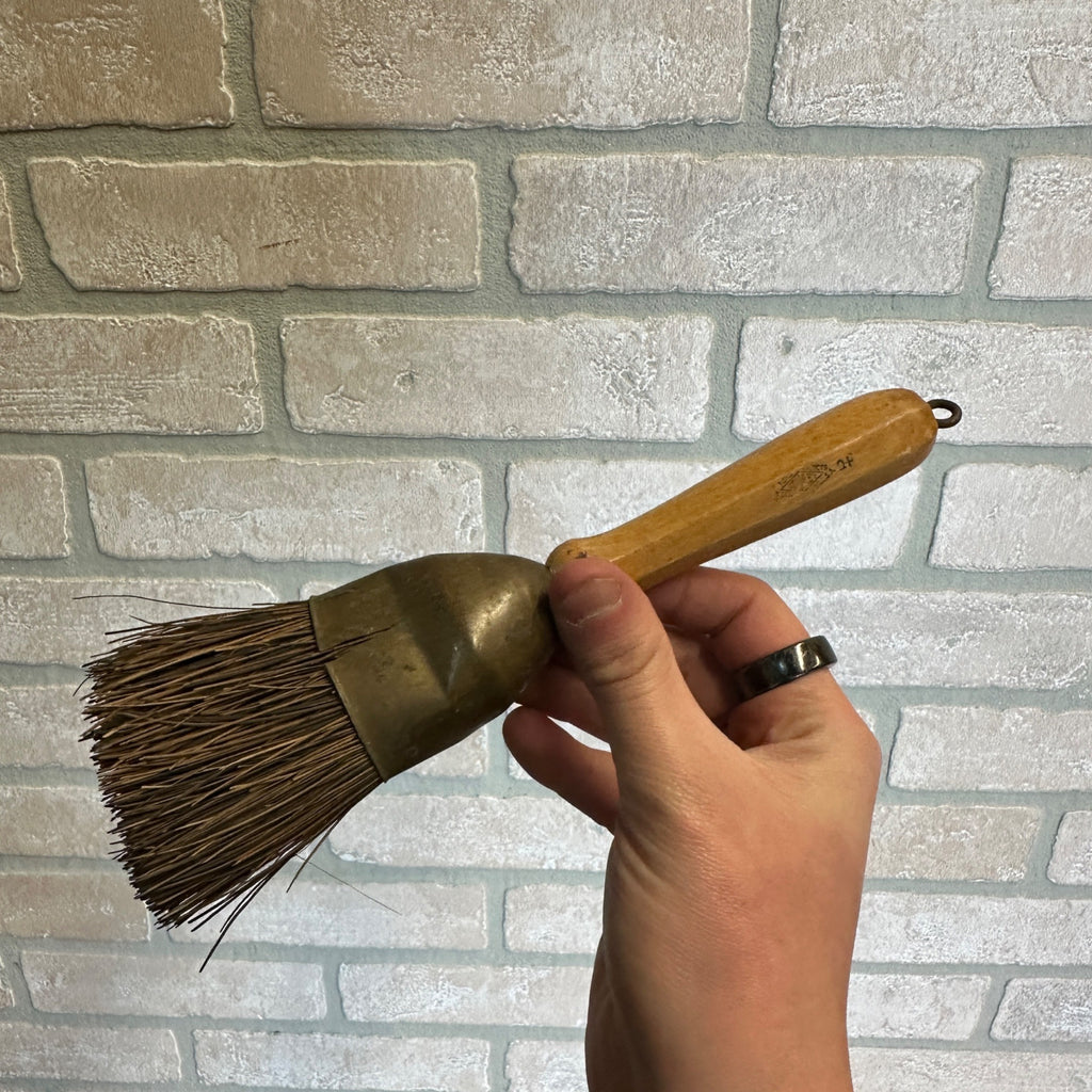 AAFA Antique Primitive Stanley Home Products Paint Brush Farm Americana