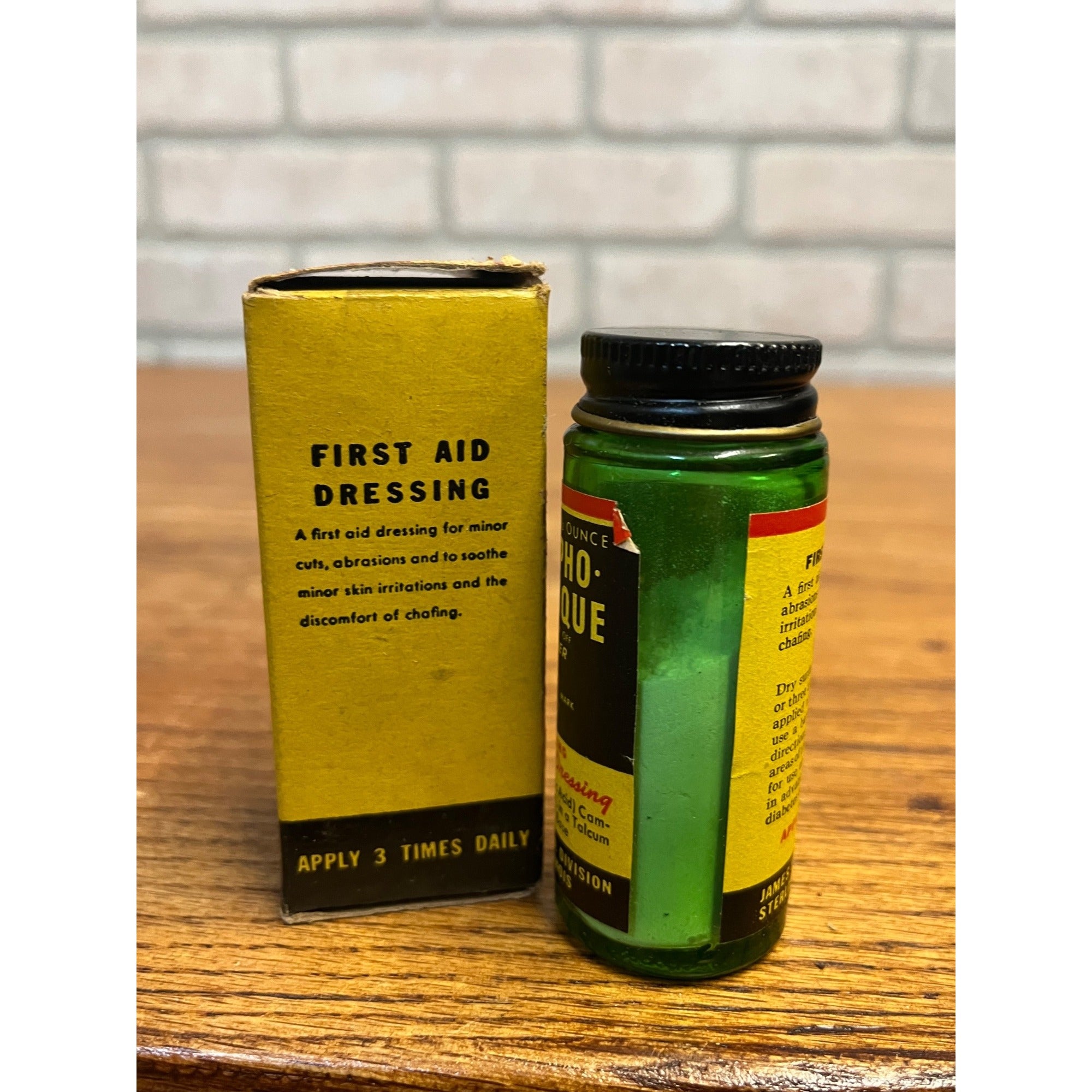 Vintage Campho-Phenique Powder Jar & Box Antiseptic Dressing Drugstore Advertising