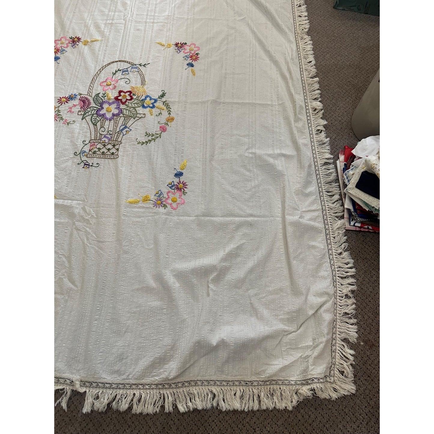 Vintage Stitched Embroidered Floral Coverlet Bed Cover Sheet Bedspread 93"x73"