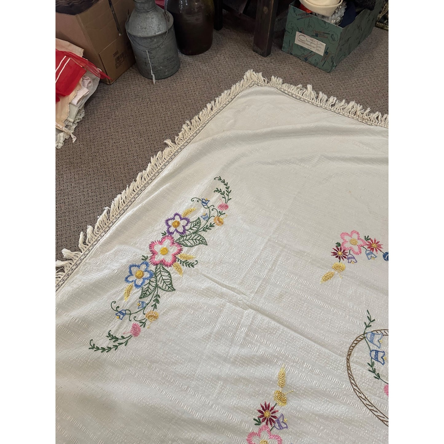 Vintage Stitched Embroidered Floral Coverlet Bed Cover Sheet Bedspread 93"x73"