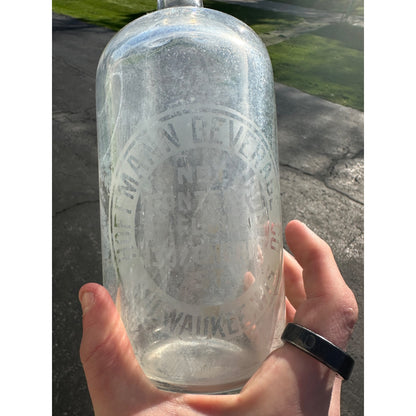 VINTAGE GLASS SELTZER BOTTLE HOFFMAN BEVERAGE MILWAUKEE WISCONSIN