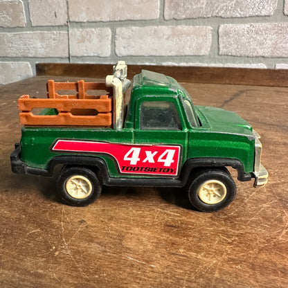 Vintage 1970s TootsieToy 4x4 Green Pickup Truck Diecast 5.75" Toy - Used