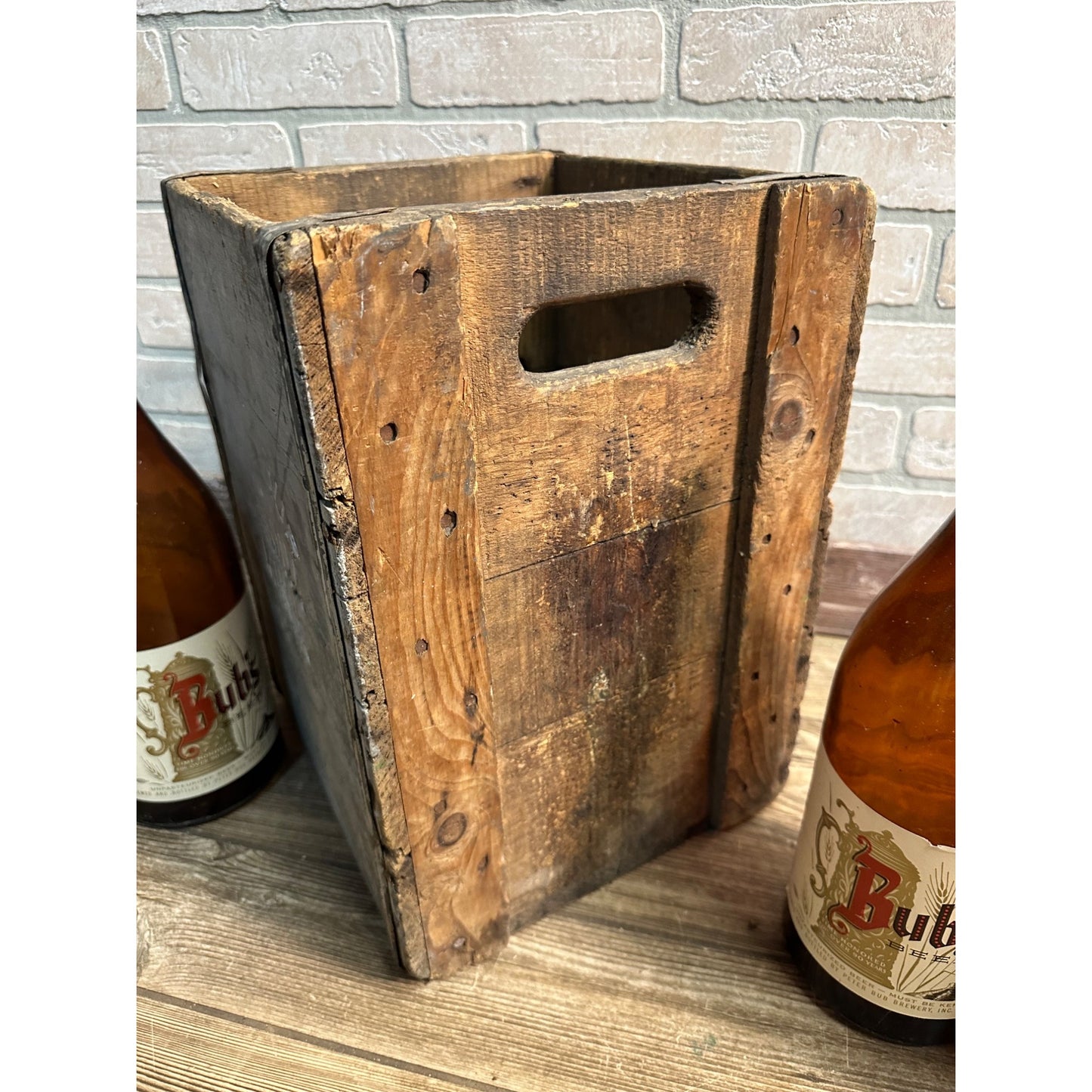 VINTAGE BUBS BEER WOODEN CRATE PETER BUBS BREWING CO WINONA MN + (4) BOTTLES