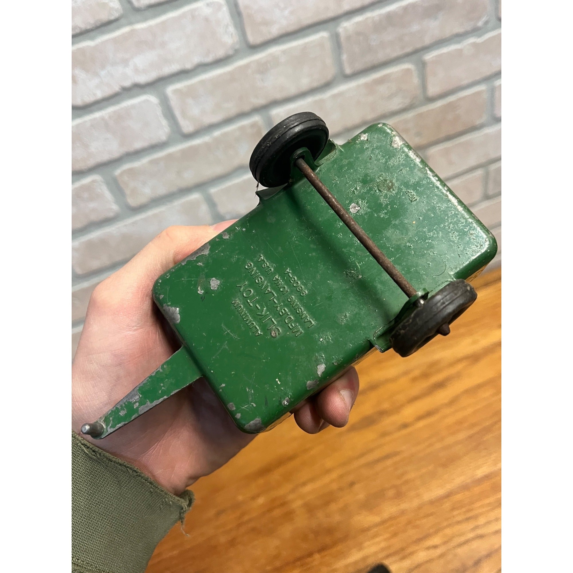 Vintage Silk Toys Green Aluminum Farm Tractor & Wagon Trailer Toy 5.5"