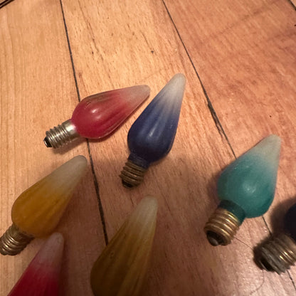 (11) Snow Cap c-6 1830s Christmas Xmas Light Bulbs Some Working