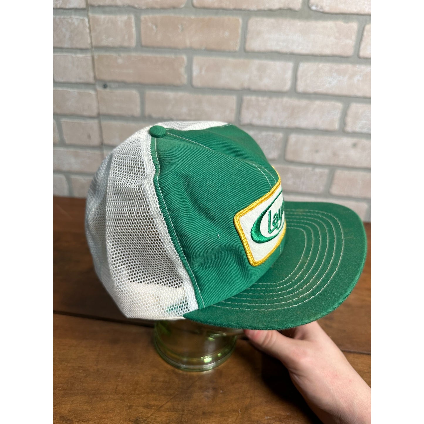 VINTAGE GREEN LAYNE MESH AGRICULTURE FARM TRUCKER CAP HAT USA