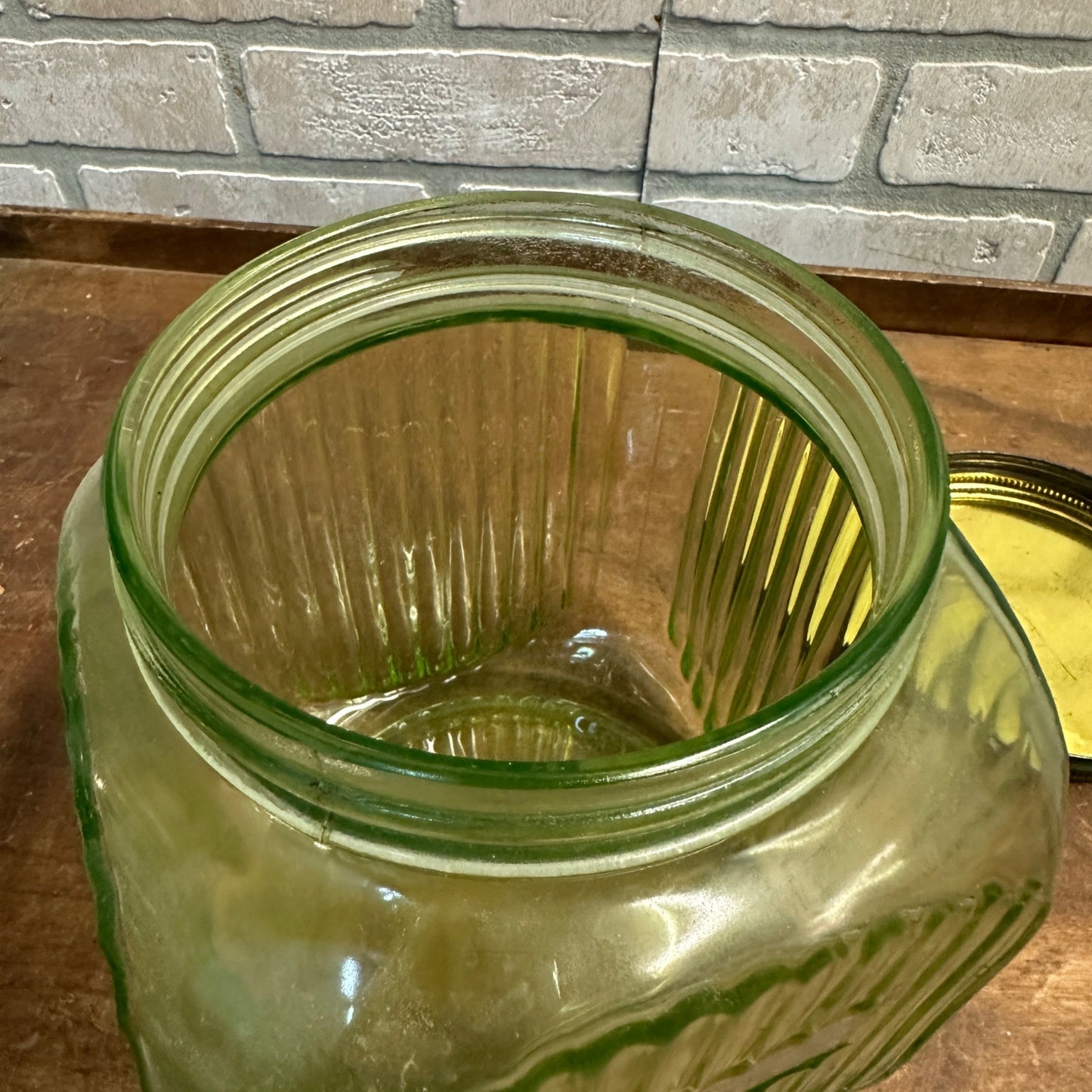Vintage Hoosier Uranium Vaseline Ribbed Glass Cookie Jar 8” 1930s Art Deco Glows
