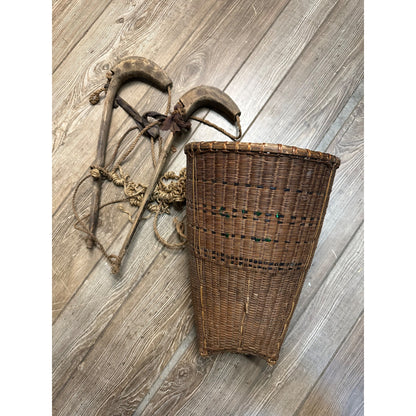 VIntage Native Indian Woven Gathering Trappers Hunting Back Pack Basket w/ Straps