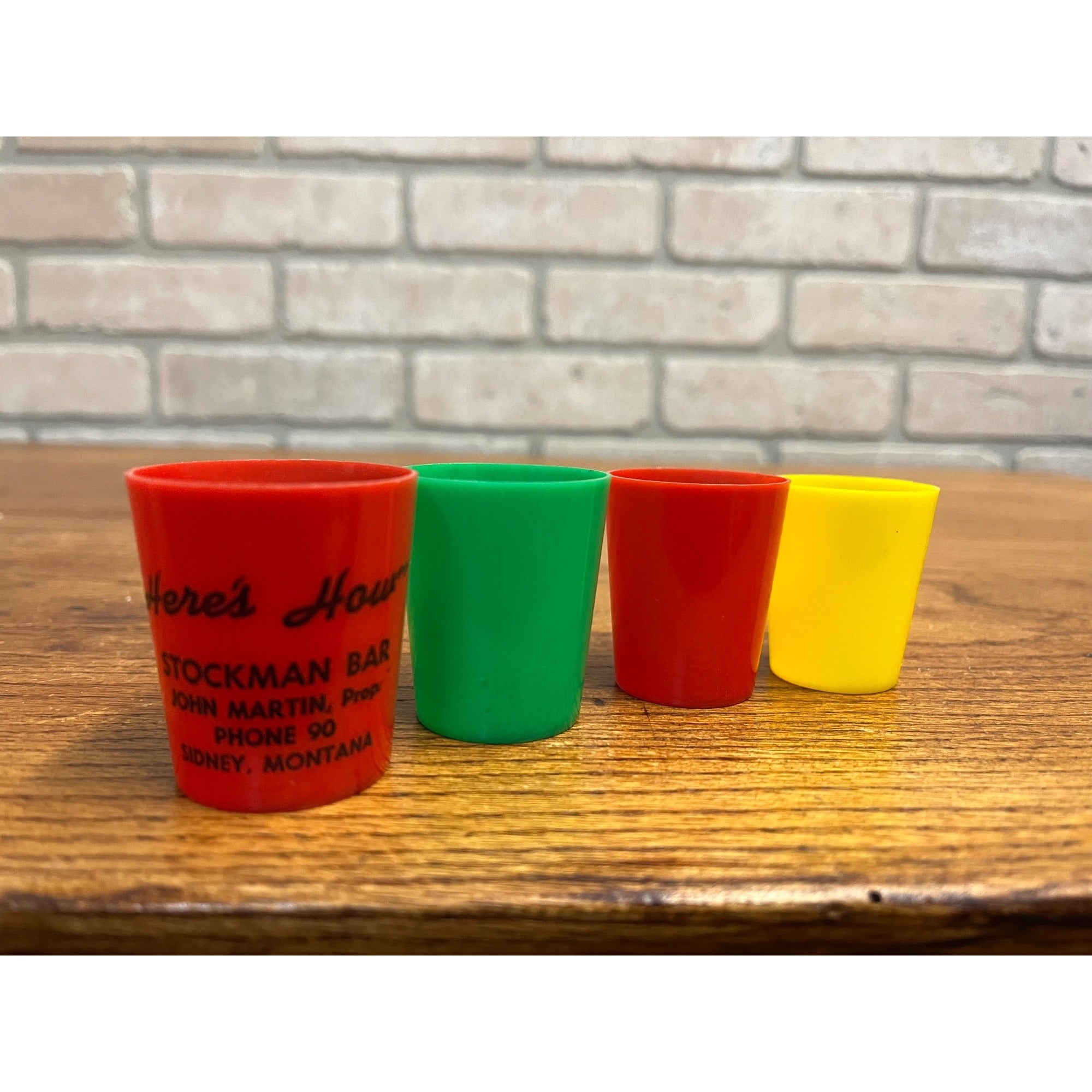 Vintage Stockman Bar Sidney Montana Advertising Nesting Shot Glasses Plastic