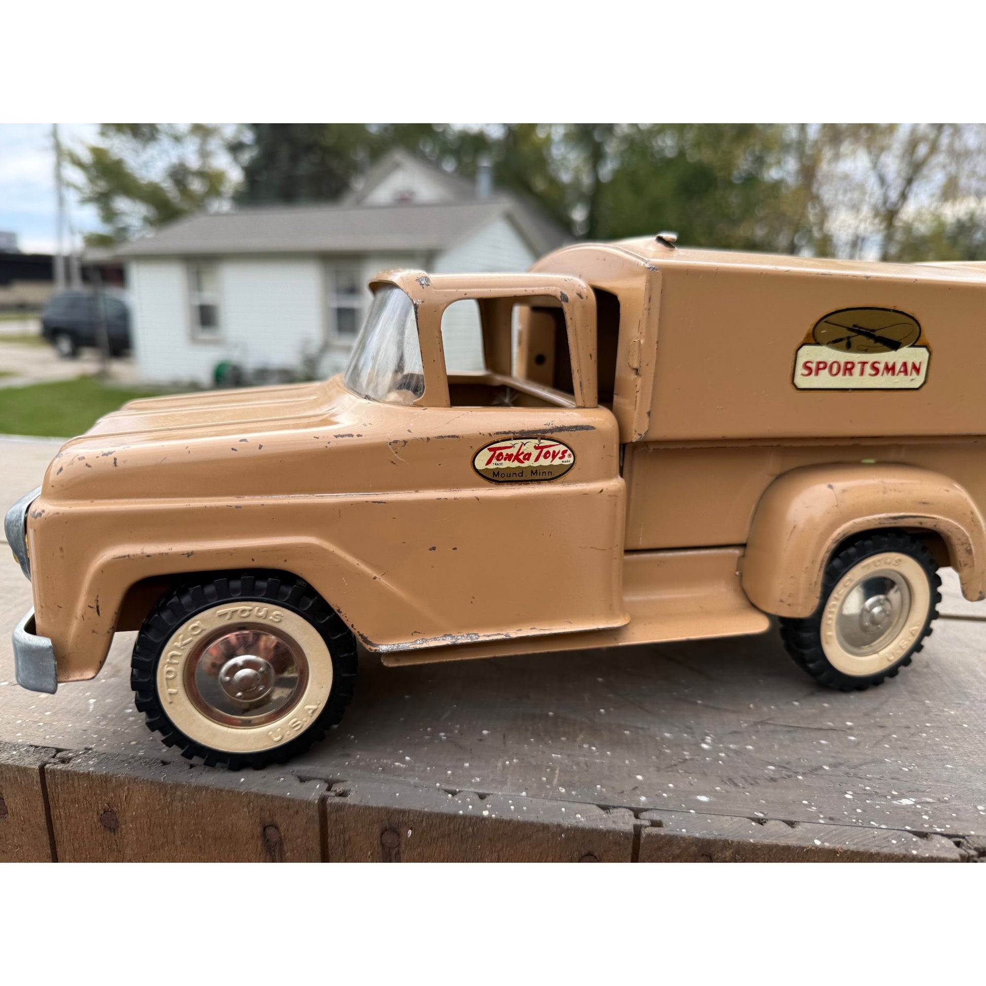 Vintage Tonka Sportsman No. 05 Stepside Truck & Topper Pressed Steel Toy