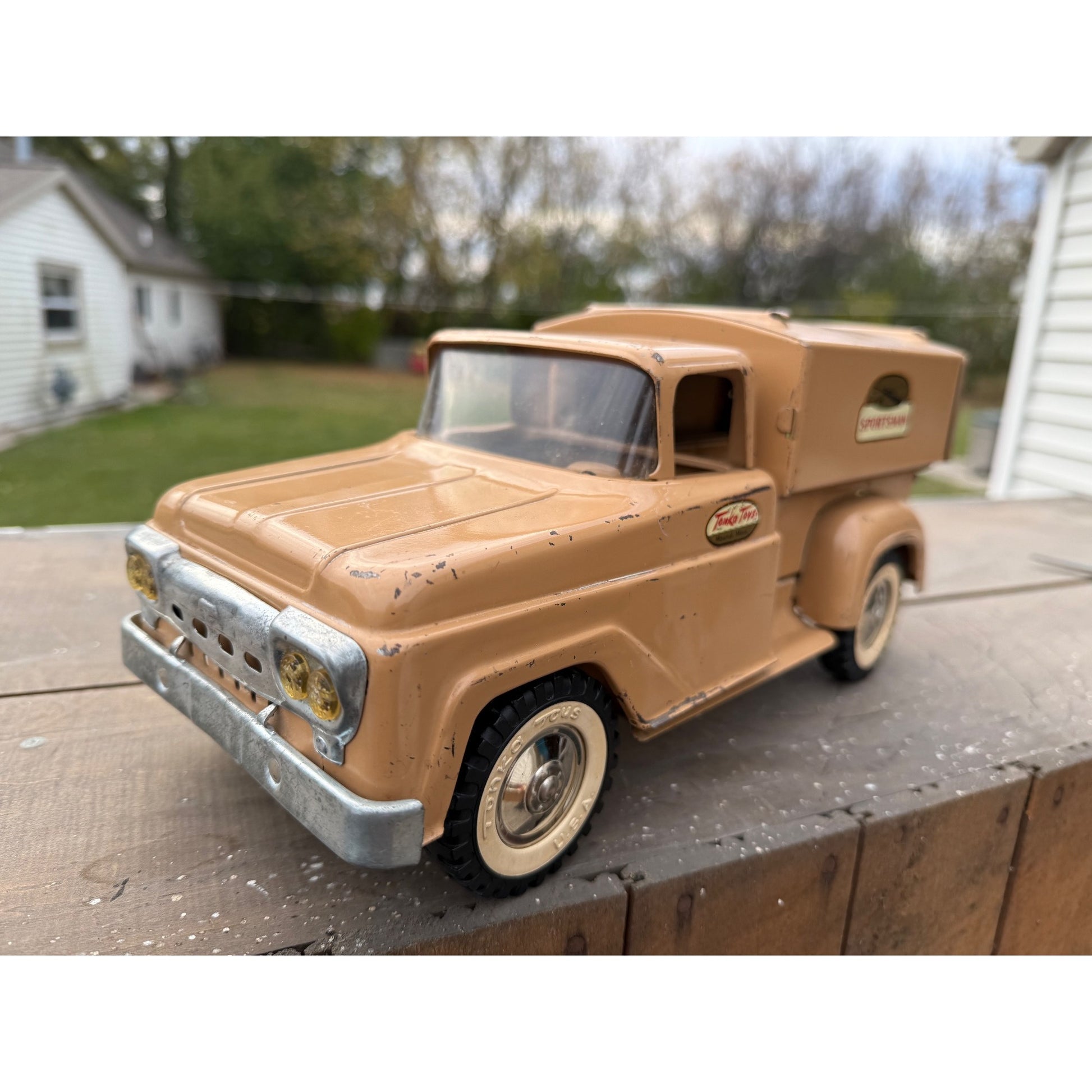 Vintage Tonka Sportsman No. 05 Stepside Truck & Topper Pressed Steel Toy