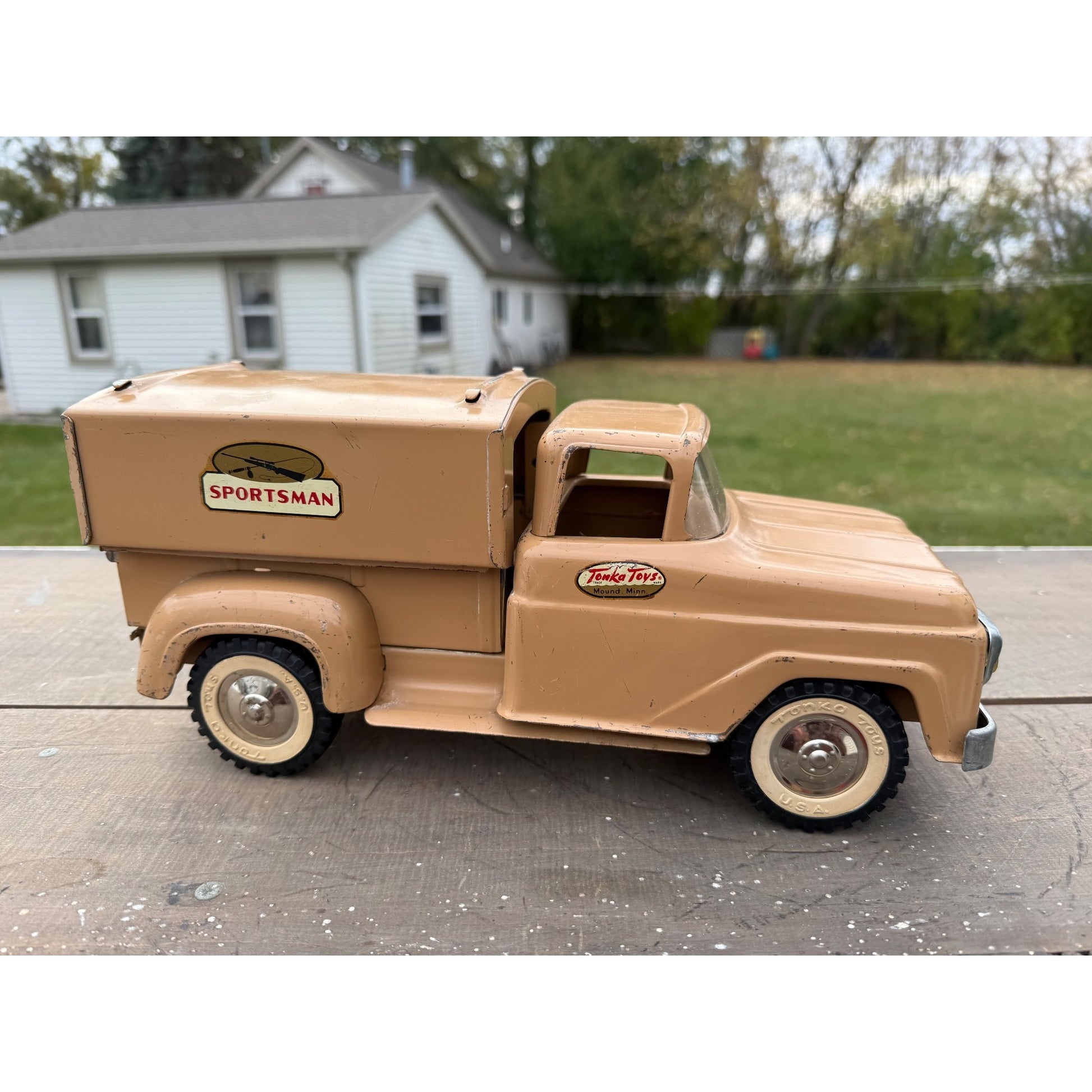 Vintage Tonka Sportsman No. 05 Stepside Truck & Topper Pressed Steel Toy