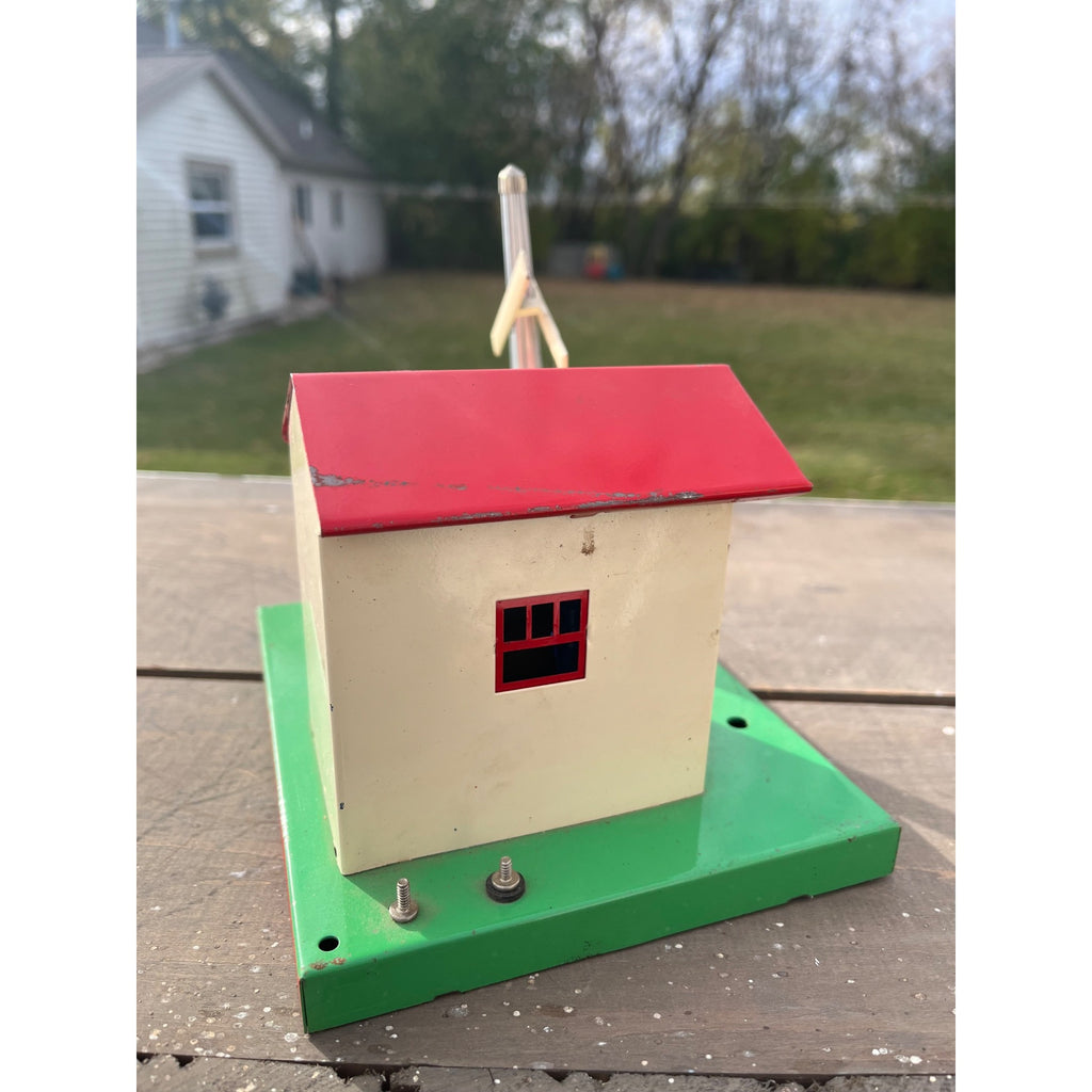 Vintage Lionel No 45 Gateman Crossing Shack House Building O-Gauge