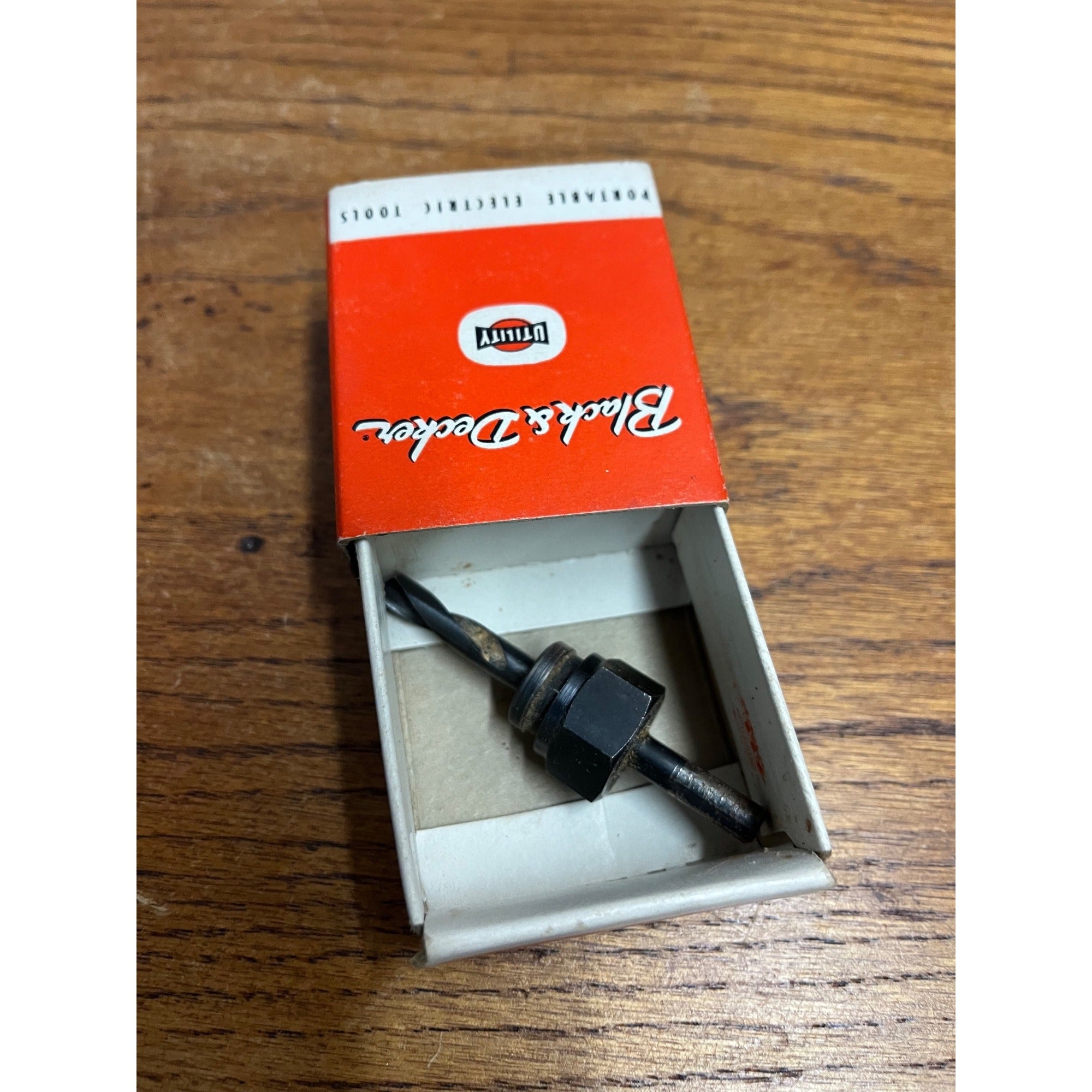 Vintage Black & Decker Lot (4) Drill Mandrels & Hole Saws