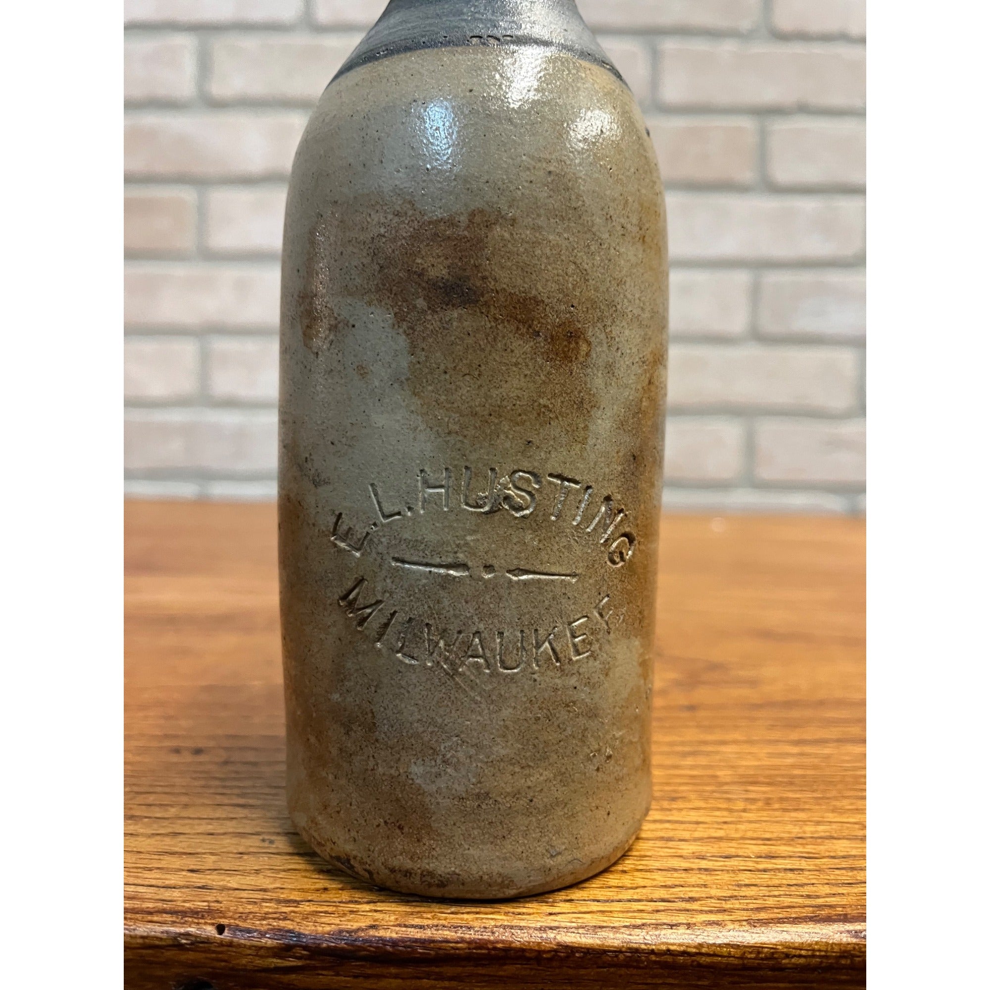 Antique 1800s E.L. Husting Milwaukee Wis. Clay Stoneware Beer Bottle