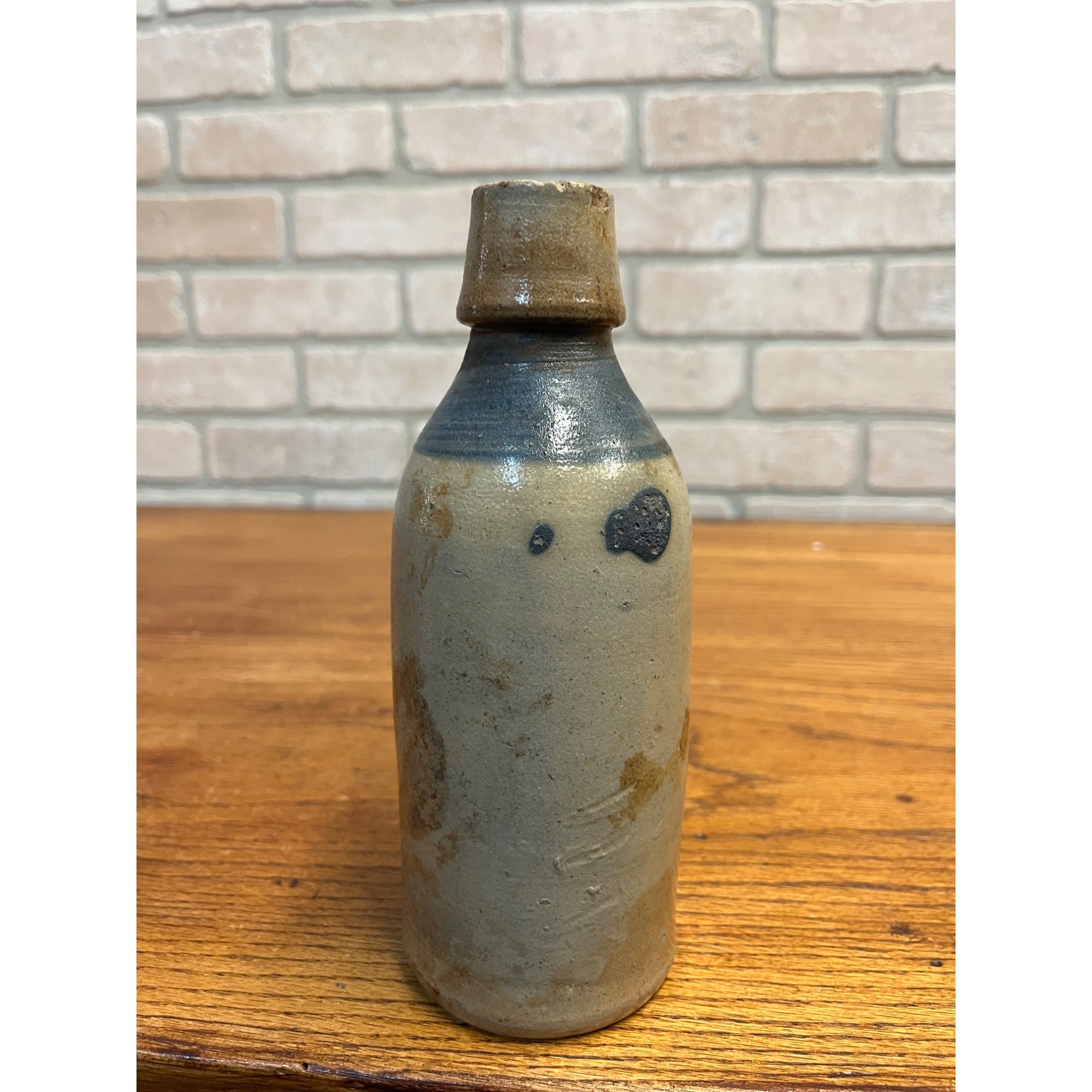 Antique 1800s E.L. Husting Milwaukee Wis. Clay Stoneware Beer Bottle