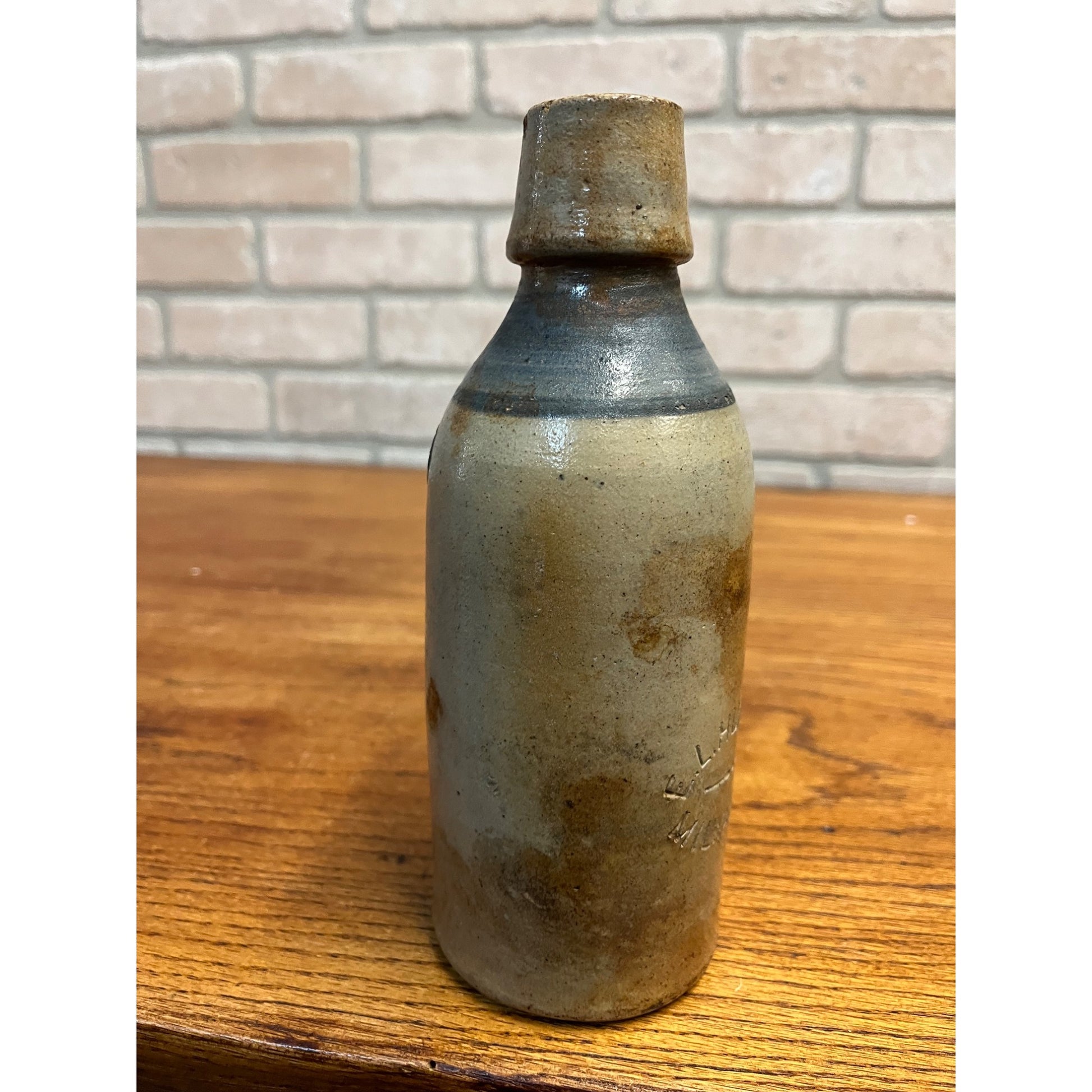 Antique 1800s E.L. Husting Milwaukee Wis. Clay Stoneware Beer Bottle