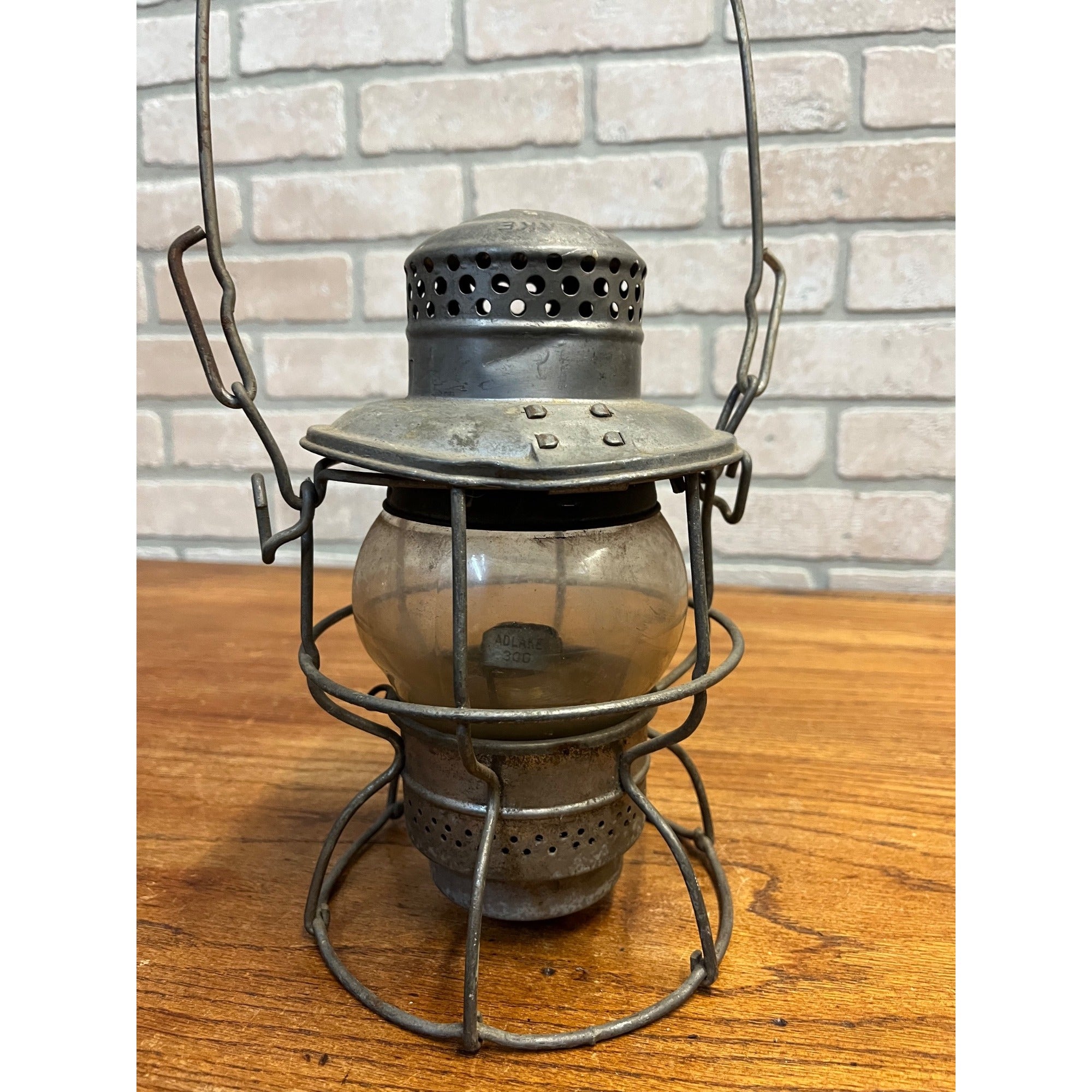 Vintage Penn Central Railroad Lantern Adlake Kero Pennsylvania Clear Glass Globe