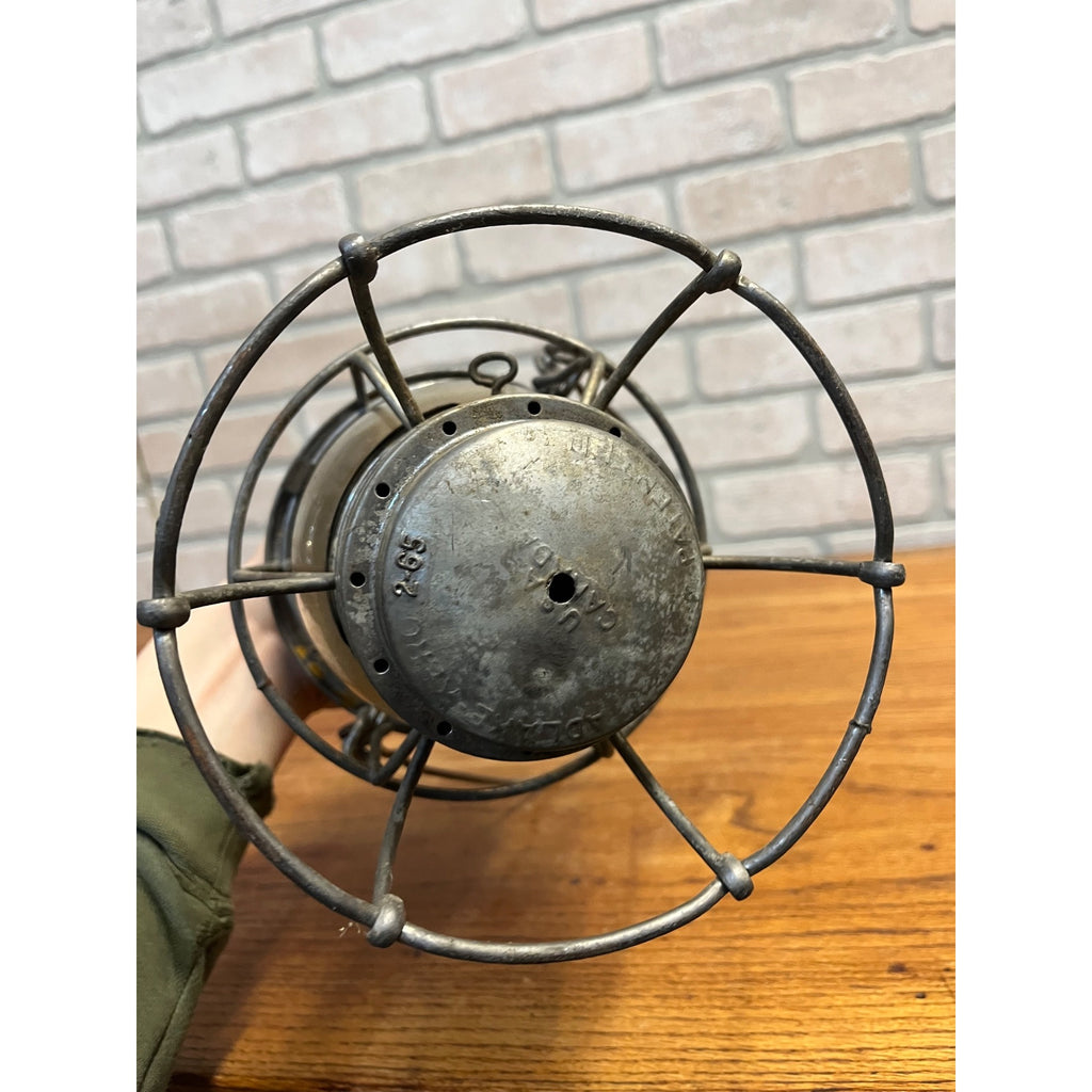Vintage Penn Central Railroad Lantern Adlake Kero Pennsylvania Clear Glass Globe