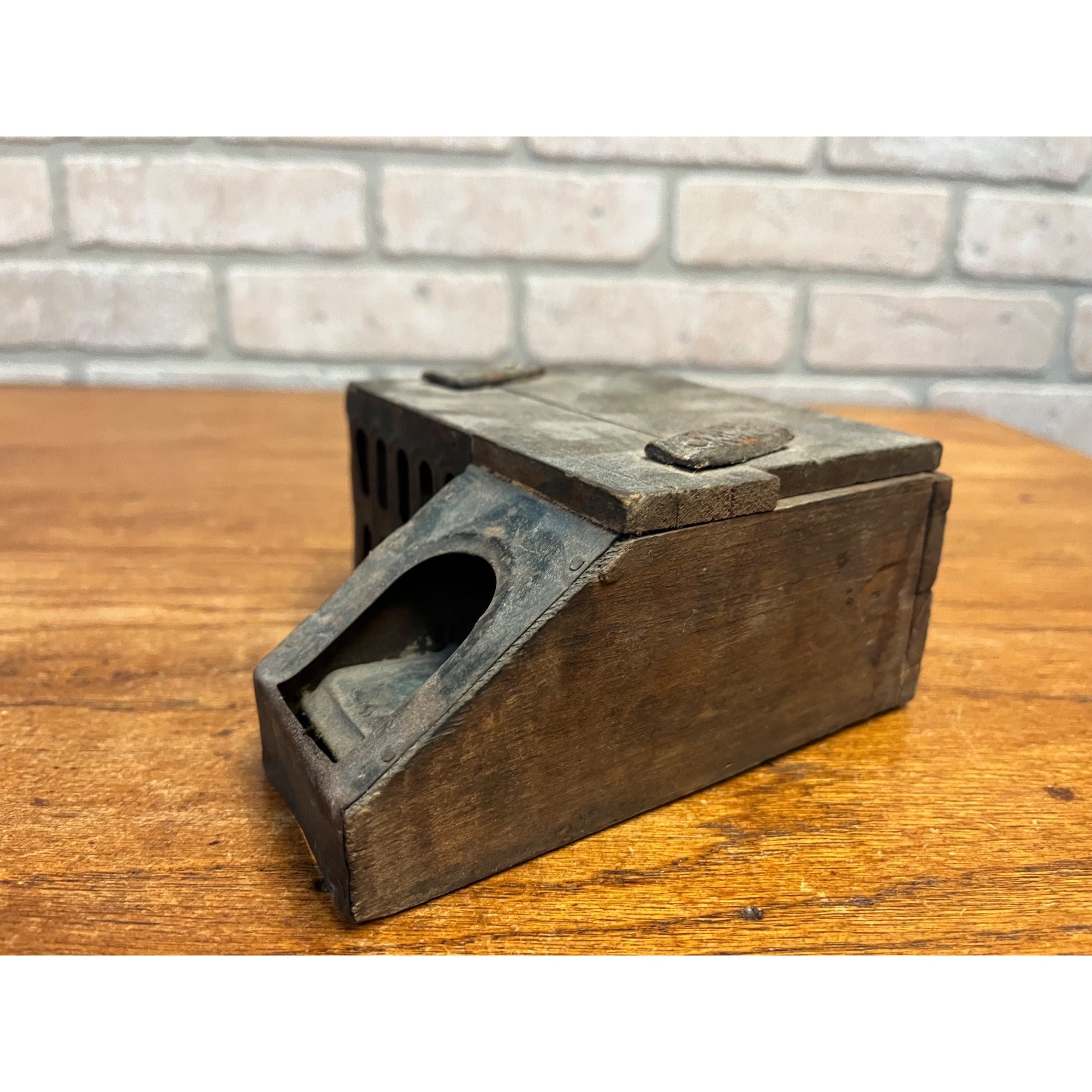 RARE Antique 19th c. Lovell Mascotte Mouse Trap Wood w/ Original Label Primitive