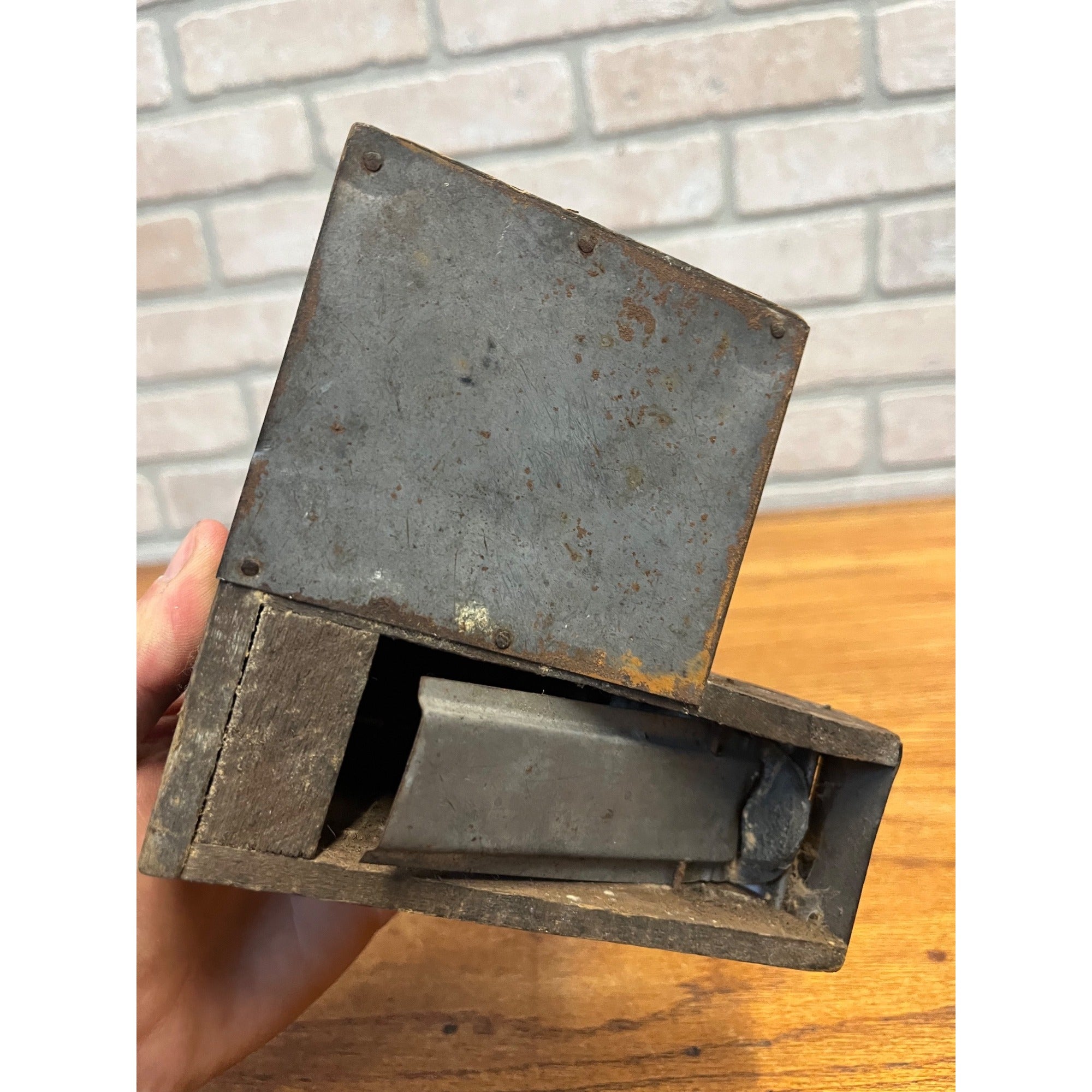 RARE Antique 19th c. Lovell Mascotte Mouse Trap Wood w/ Original Label Primitive