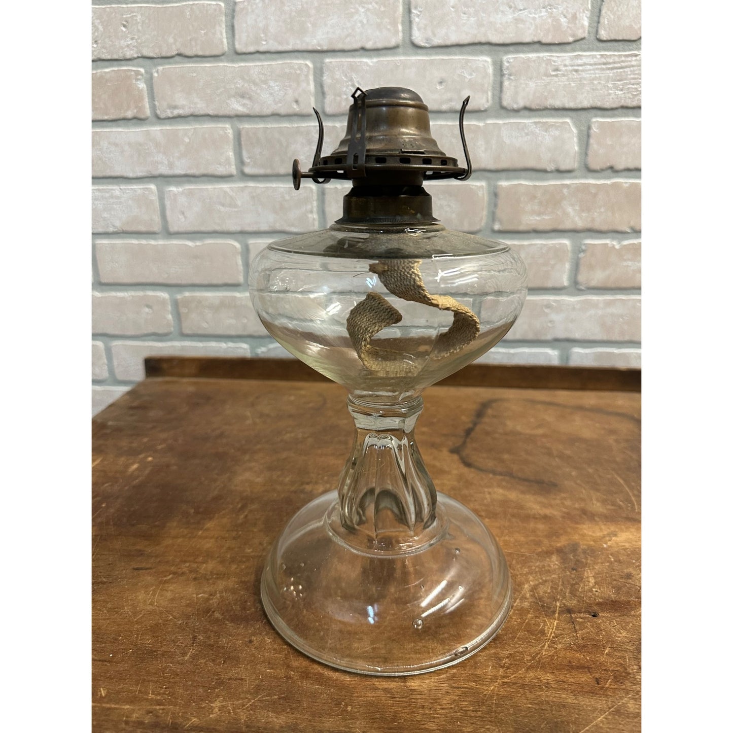 Antique 1900s Riverside 8-Panel Pedestal Oil Lamp Glass EAPG w/ Queen Anne 2 Burner