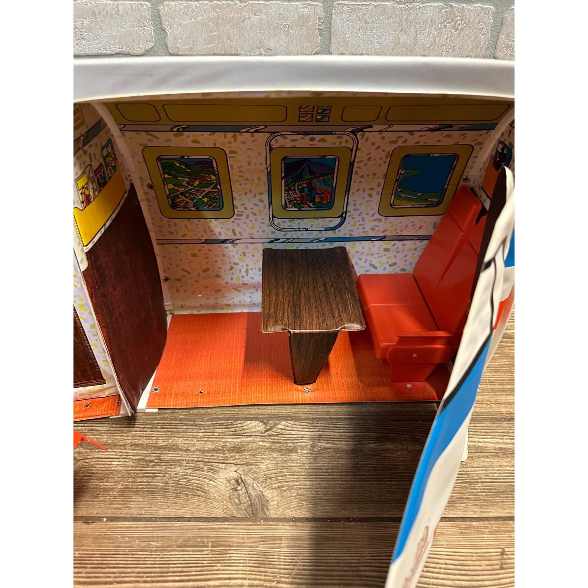 VINTAGE BARBIE FRIEND SHIP AIRPLANE CASE 1970S MATTEL #8639 UNITED AIRLINES