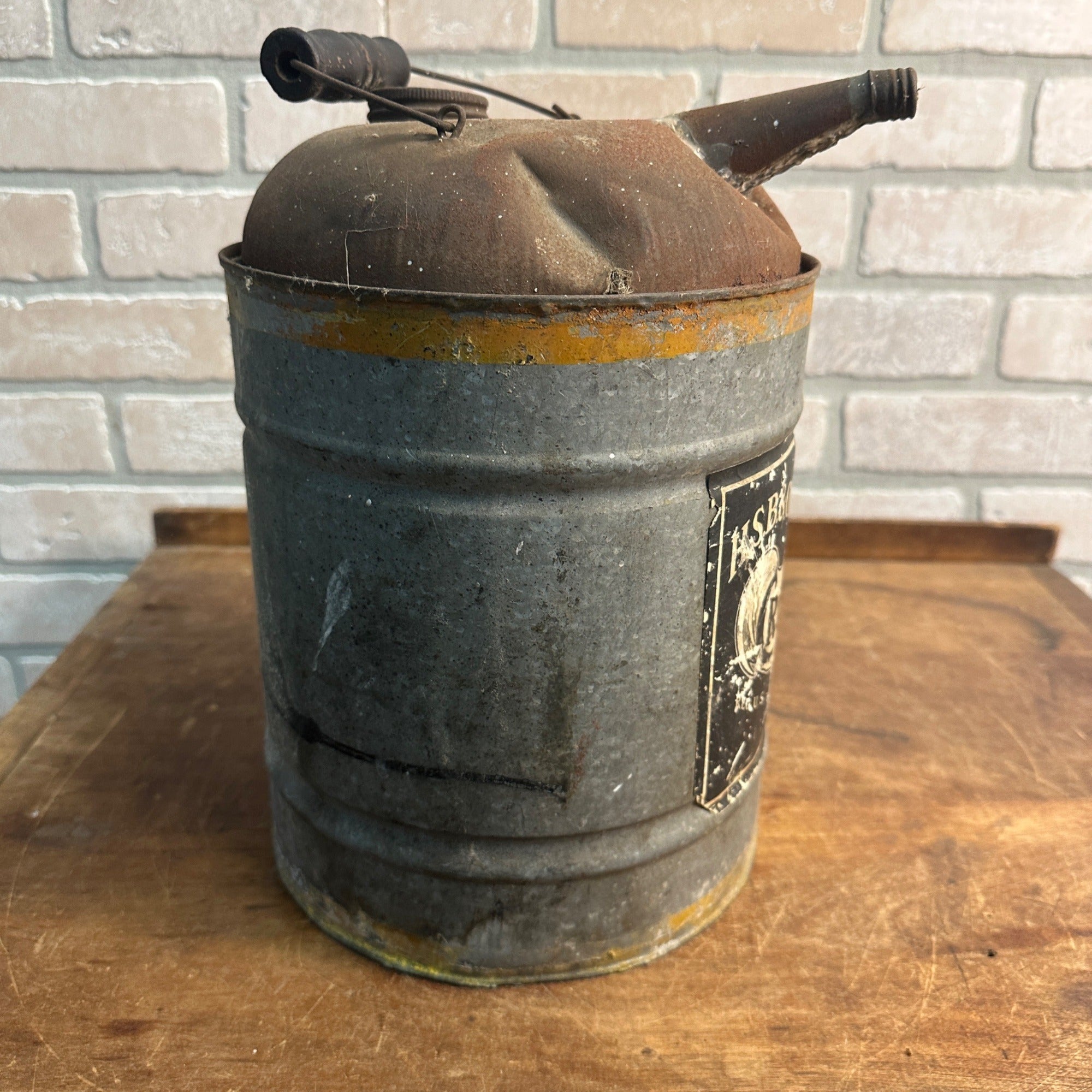 Vintage 1900s HSB & Co. Cruso Chicken Hen Galvanized Oil Can Farm Advertising