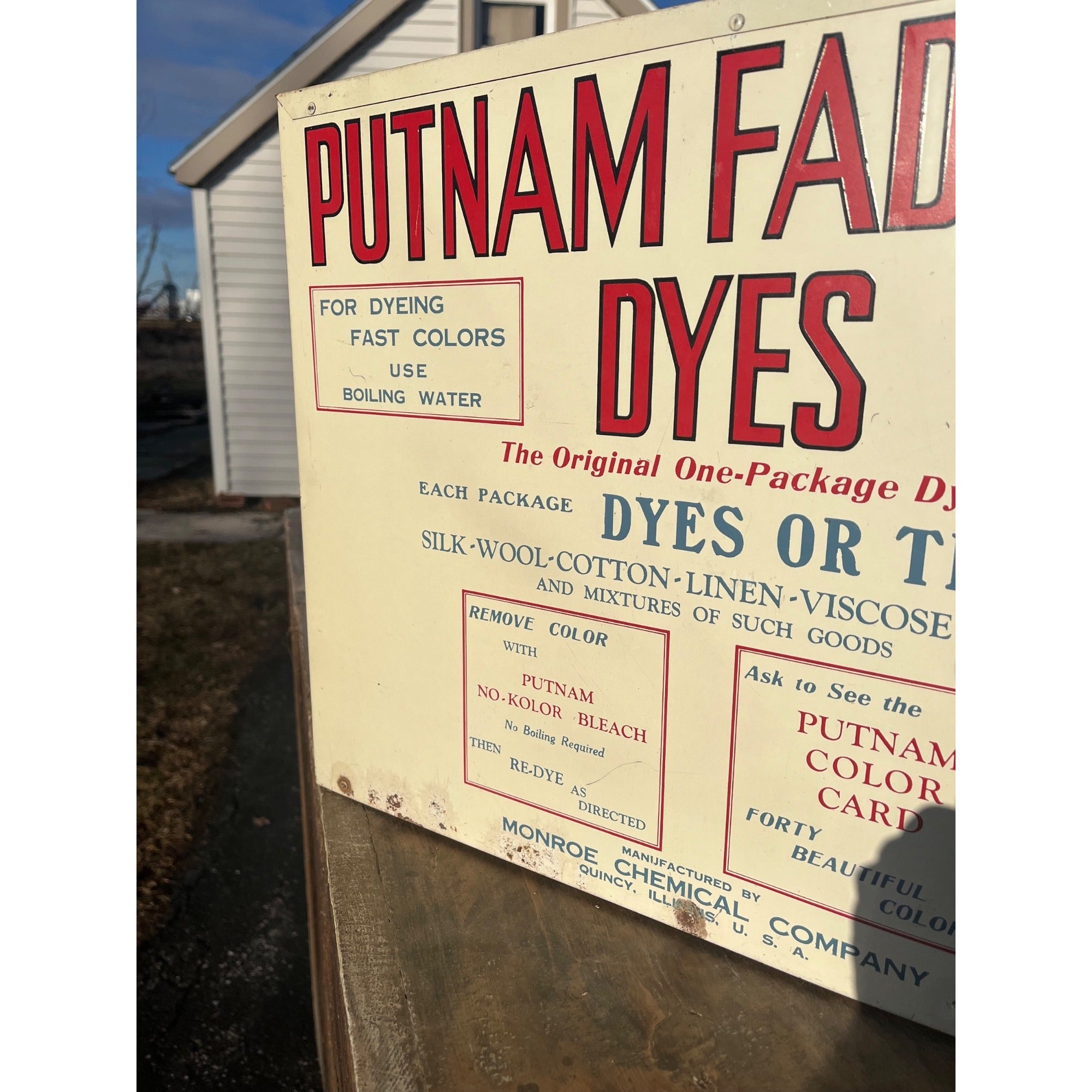 Vintage Putnam Fadless Dyes General Store Advetising Display Cabinet Shelf Sign