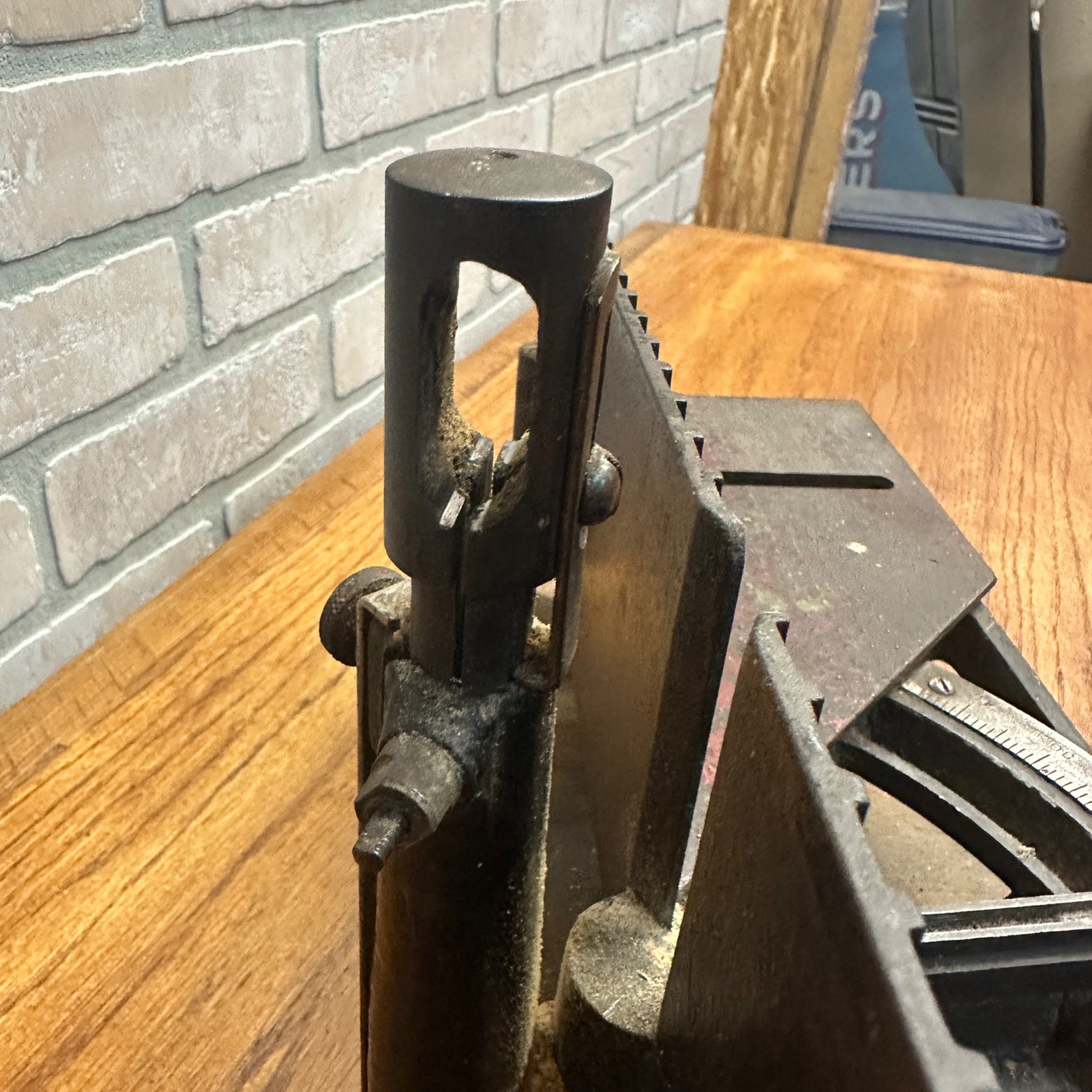 Antique Millers Falls Tool Co. Langdon Acme Miter Box ~ Cast Iron Size 2 No.73