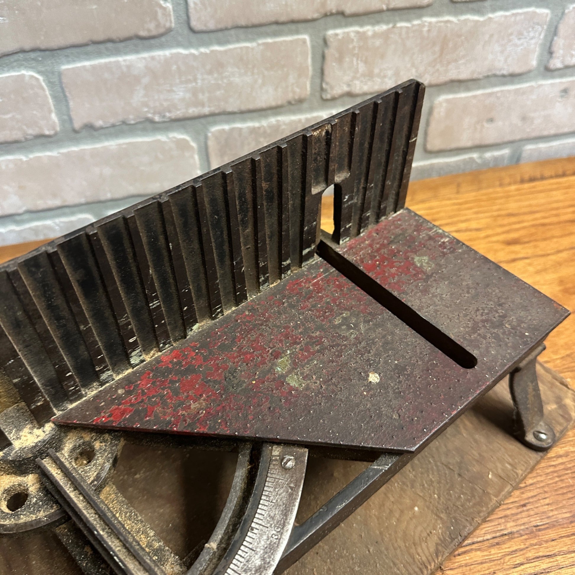 Antique Millers Falls Tool Co. Langdon Acme Miter Box ~ Cast Iron Size 2 No.73