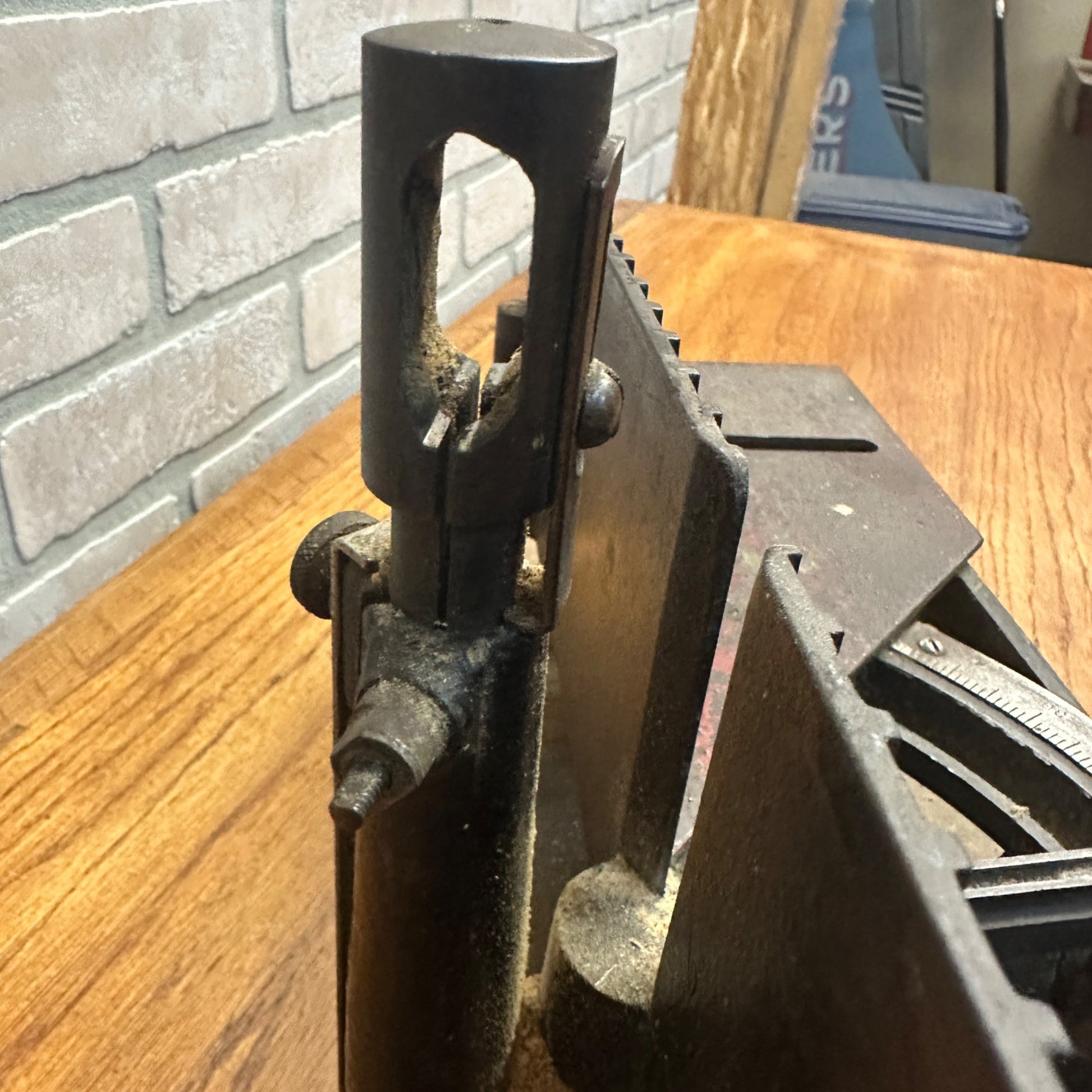 Antique Millers Falls Tool Co. Langdon Acme Miter Box ~ Cast Iron Size 2 No.73